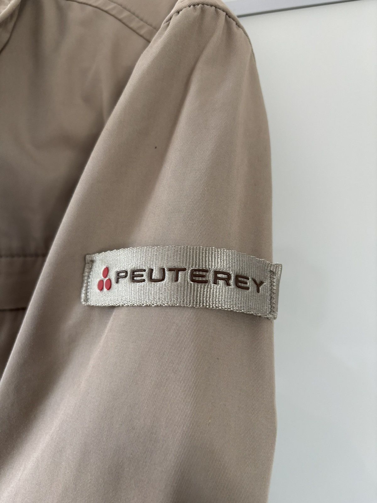Peuterey Beige jacket with many pockets S Size US S / EU 44-46 / 1 - 5 Thumbnail