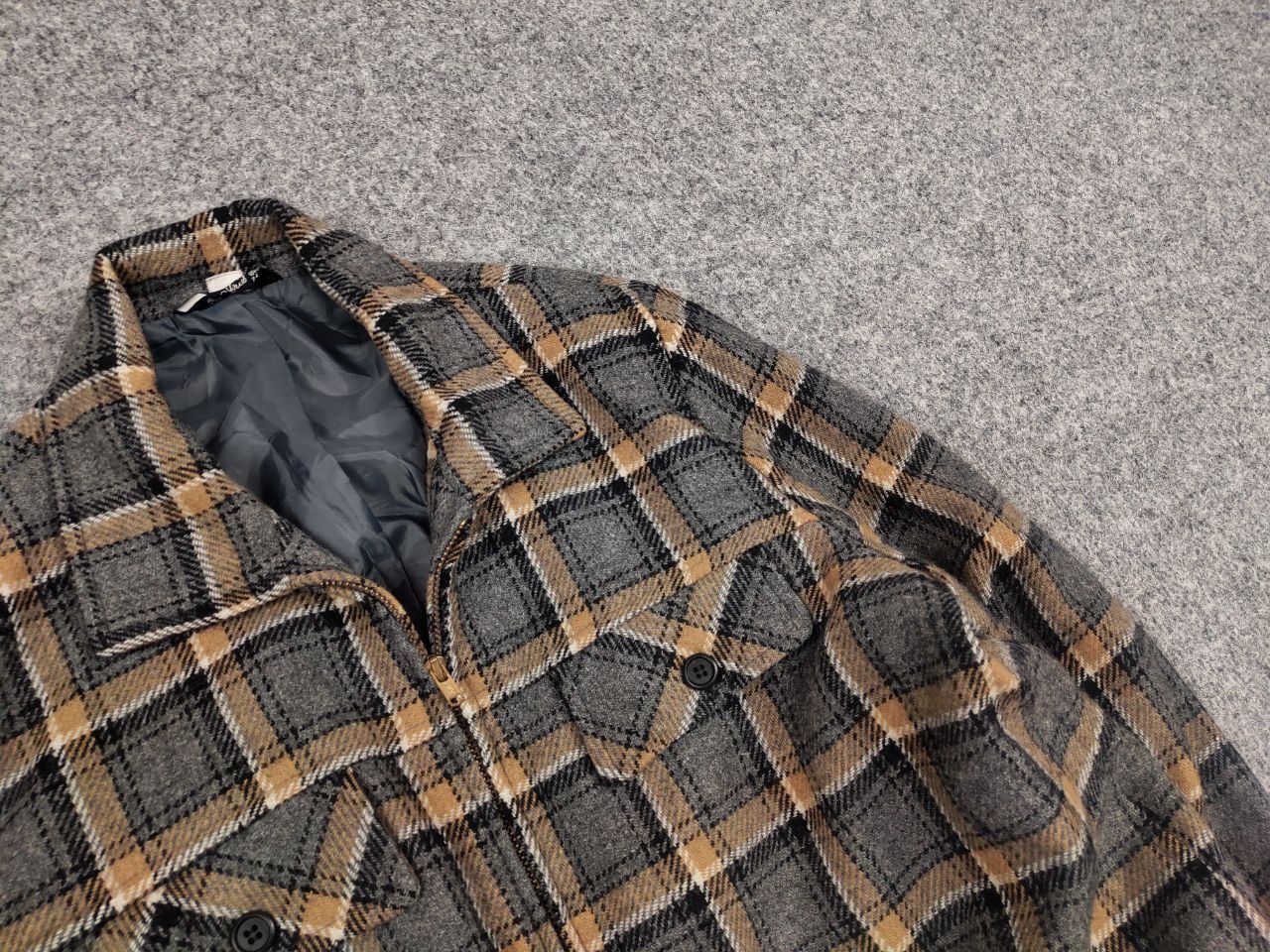 Japanese Brand Iris Japan Vintage 90's Wool Blend Check Cropped Jacket Size S / US 4 / IT 40 - 18 Thumbnail