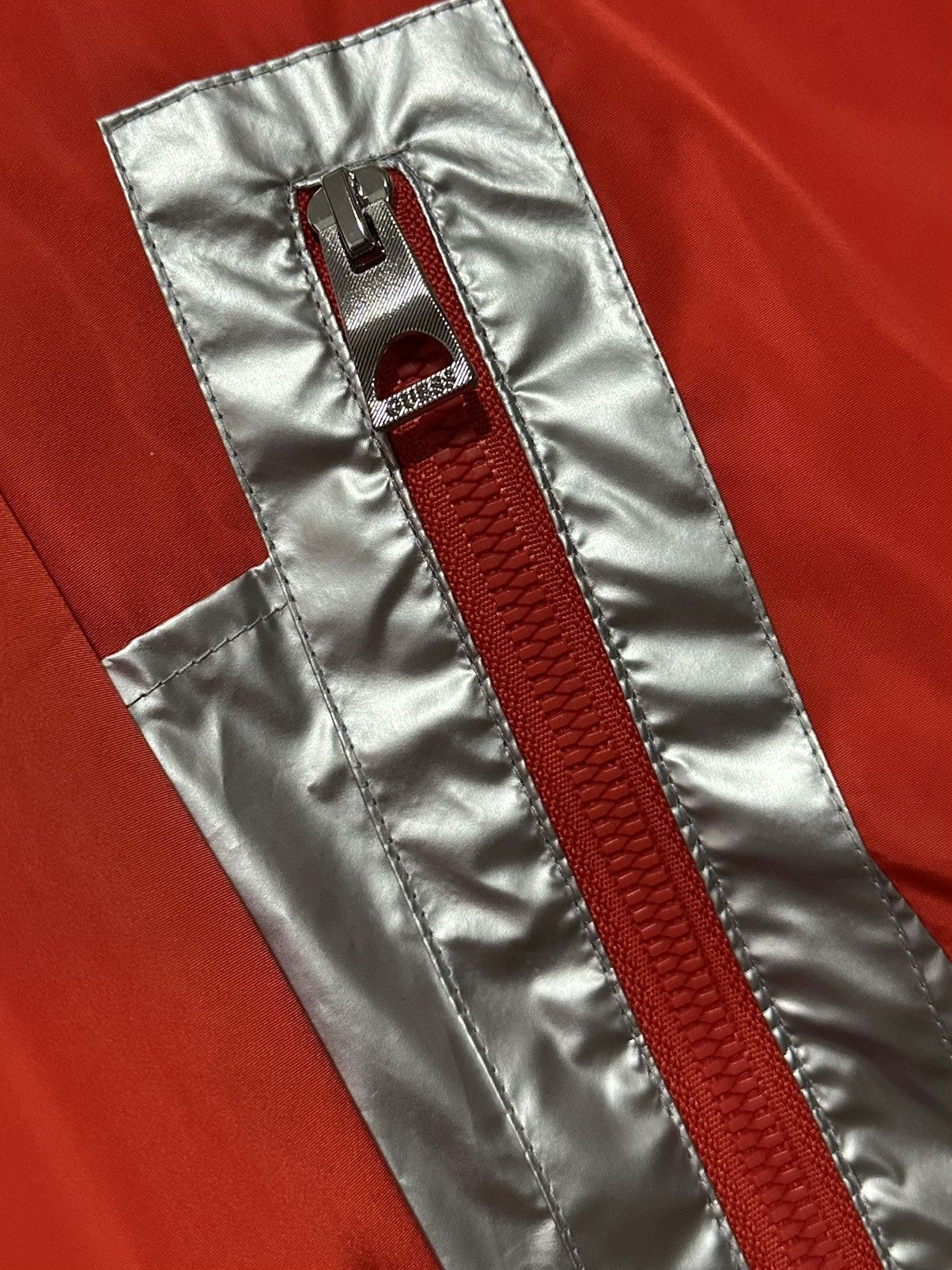 Guess Guess Reflective Logo Flight jacket Size US L / EU 52-54 / 3 - 5 Thumbnail