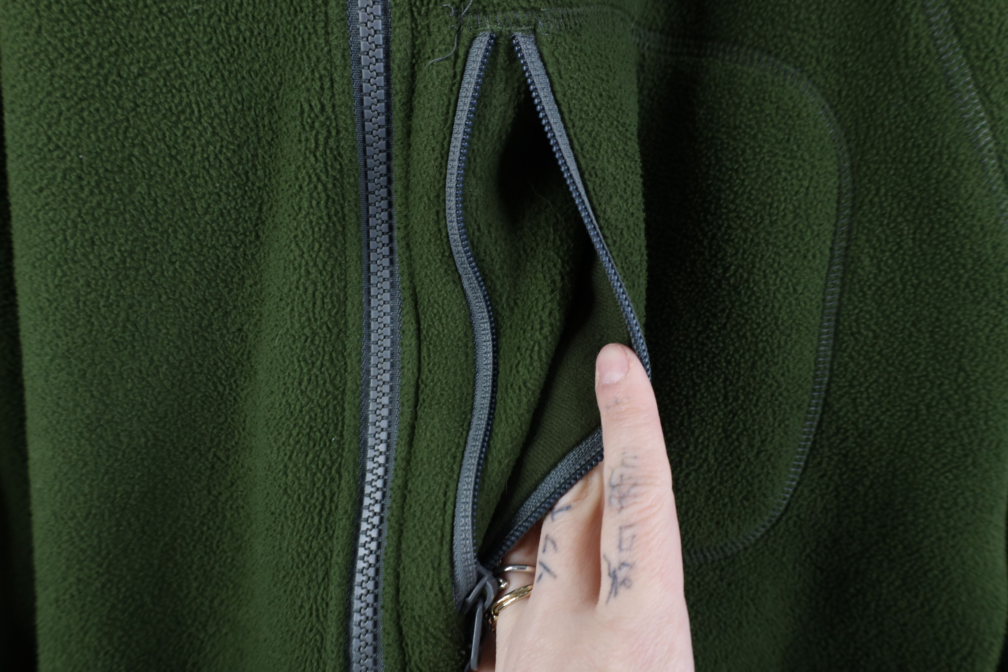 Cabelas Vintage Cabelas Polartec Fleece Full Zip Jacket Green Size US XXL / EU 58 / 5 - 6 Thumbnail