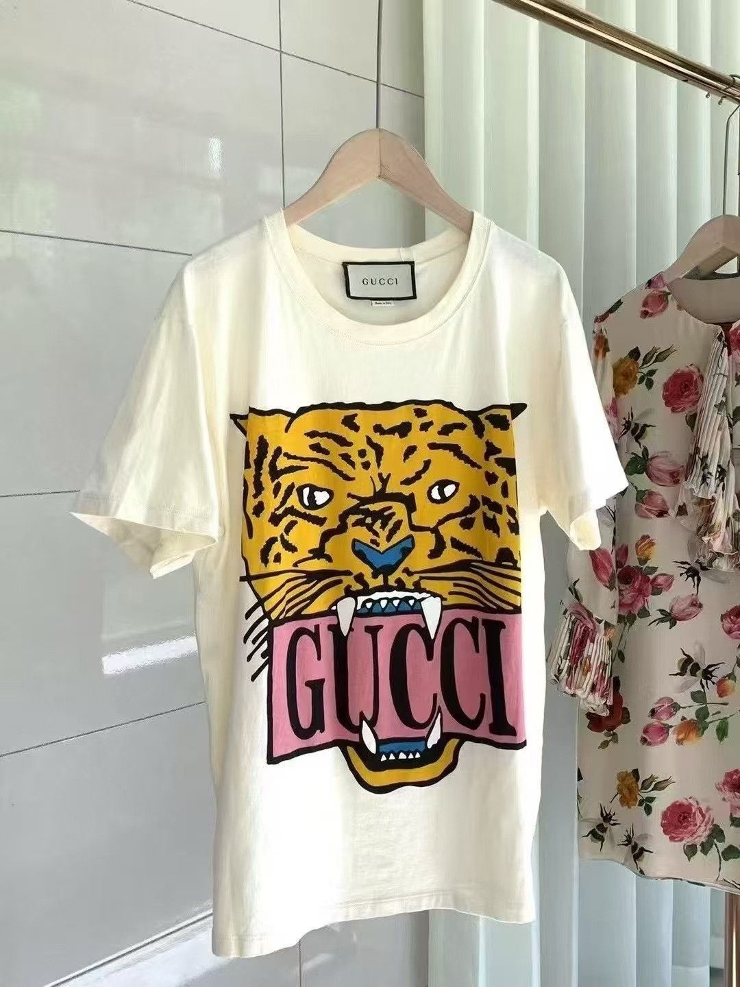 Gucci Gucci Head Logo Short Sleeve T-Shirt Size US S / EU 44-46 / 1 - 1 Thumbnail