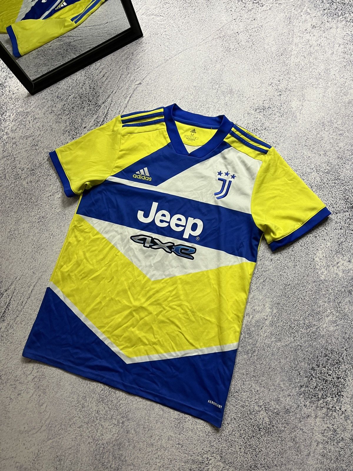 Adidas Adidas Juventus 2021-2022 Third Football Jersey Soccer Shirt Size US M / EU 48-50 / 2 - 3 Thumbnail