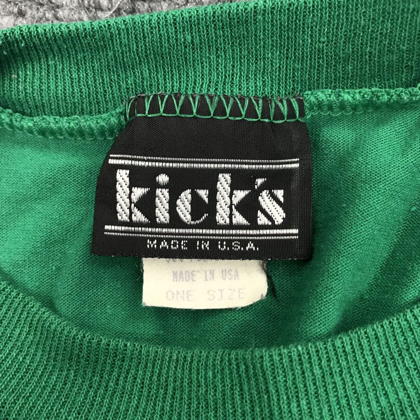 Vintage VINTAGE Kick’s Christmas Shirt One Size Mens Green Santa Reindeer Front Graphic 90s Front Graphic Christmas Holiday Tee Size US M / EU 48-50 / 2 - 2 Thumbnail