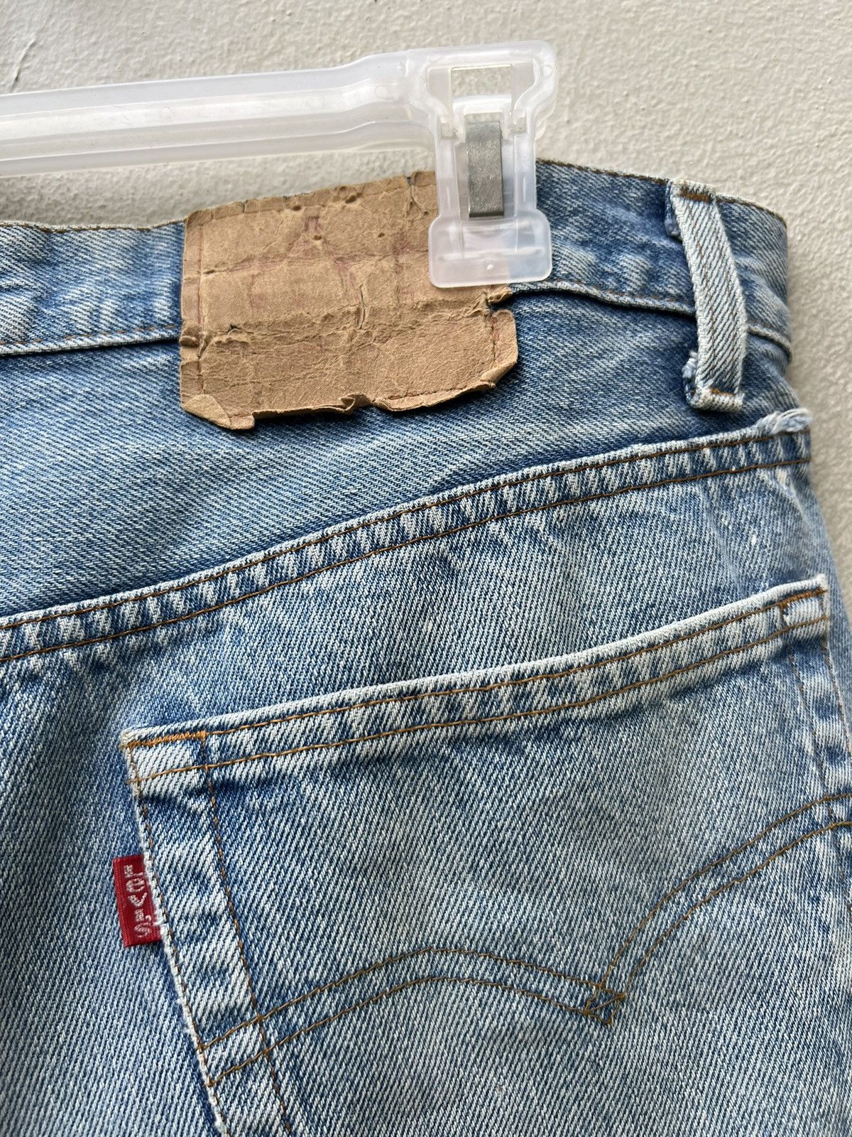 Levi's Vintage 80s Levi’s 501 Ripped Faded Blue Denim Jeans Size US 34 / EU 50 - 21 Thumbnail