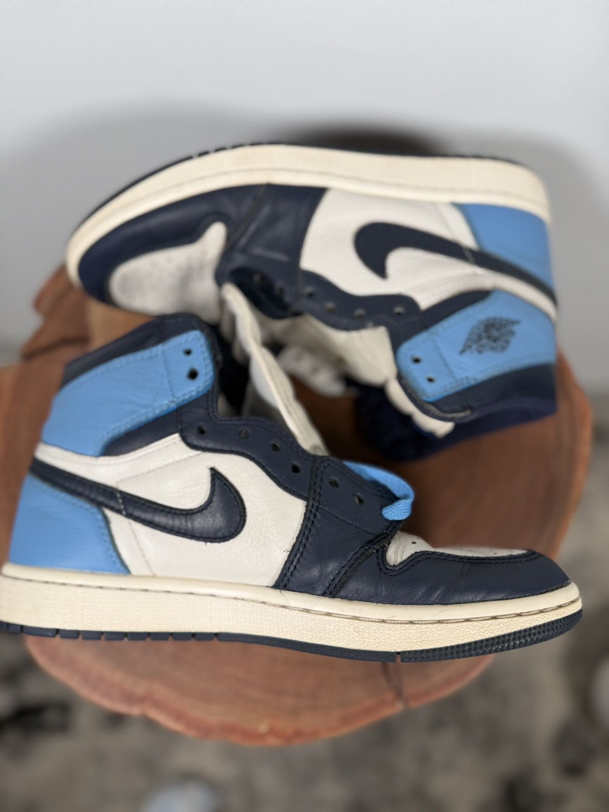 Jordan Brand Nike Jordan 1 Retro High Obsidian Youths Sneakers Size US 8 / IT 38 - 3 Thumbnail