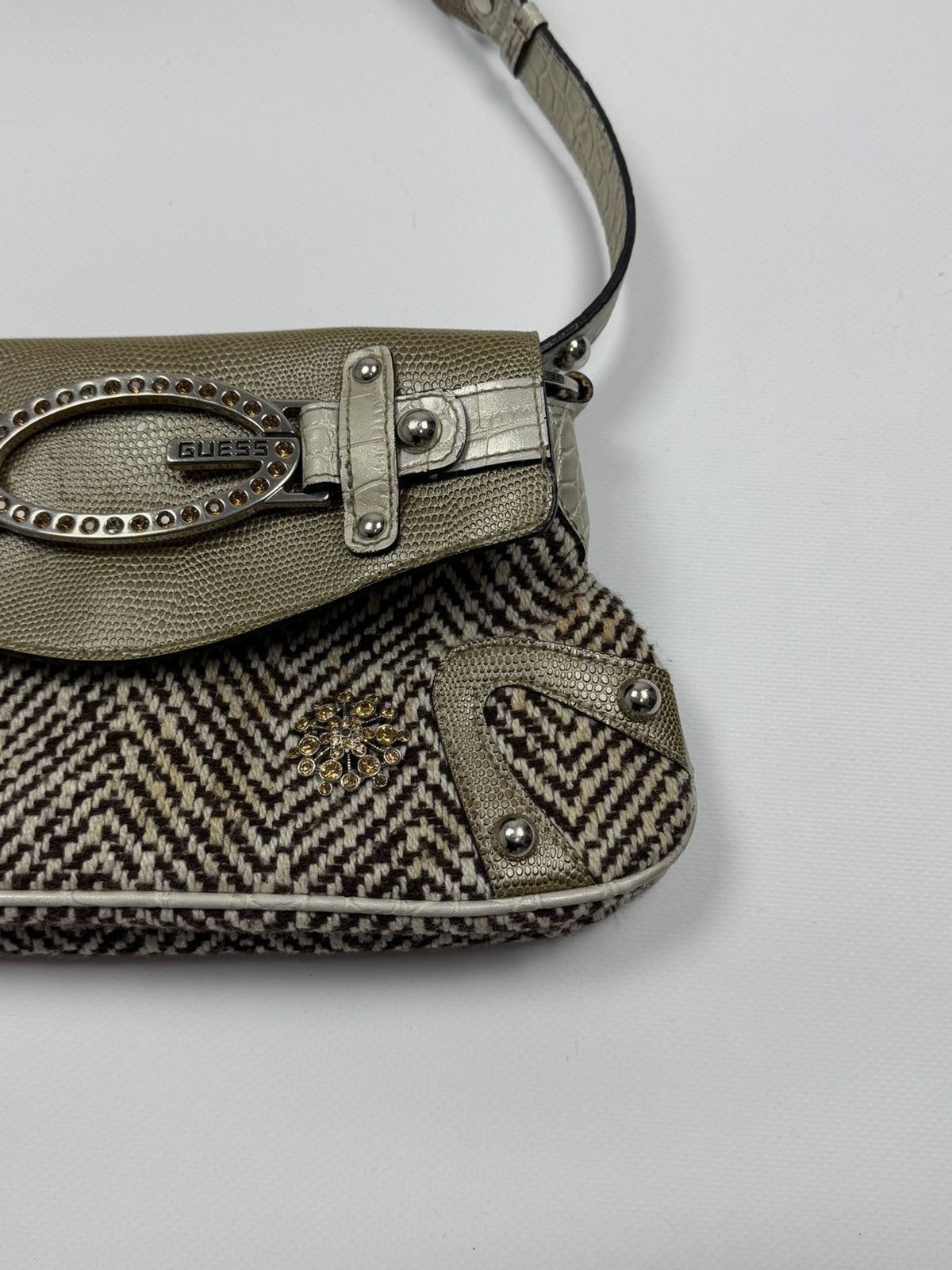 Guess Vintage 00s Guess Y2K Shoulder Bag Size ONE SIZE - 7 Thumbnail