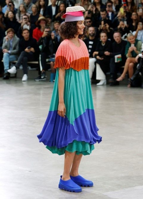 Pleats Please Issey Miyake Summer/spring 2020 issey miyake dress nice design Size ONE SIZE - 2 Thumbnail