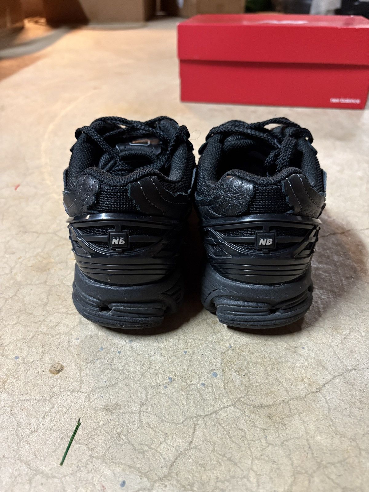 New Balance 8.5 - New Balance Protection Pack 1906D Triple Black Leather Size US 8.5 / EU 41-42 - 5 Thumbnail