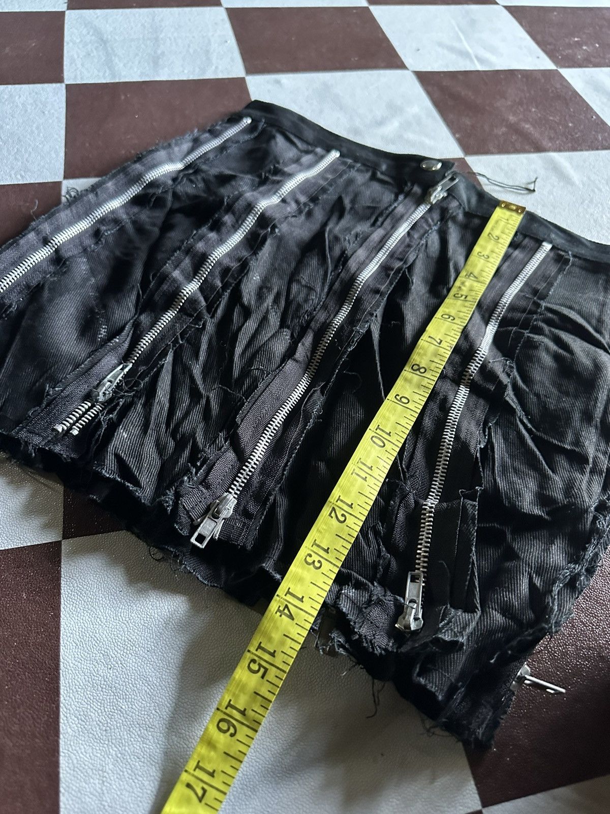 Seditionaries Sexy dynamite London multizipper skirts Size 26" / US 2 / IT 38 - 11 Thumbnail