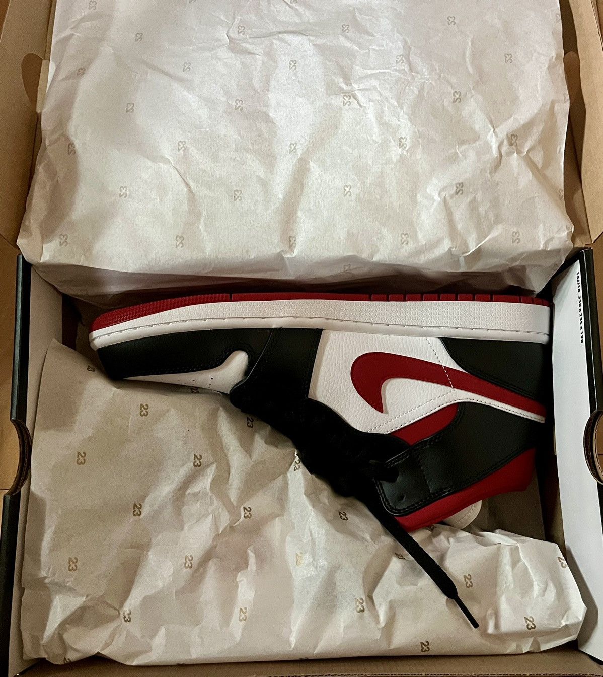 Nike New product, full box set Nike Air Jordan 1 Gym Red Size US 11 / EU 44 - 7 Thumbnail