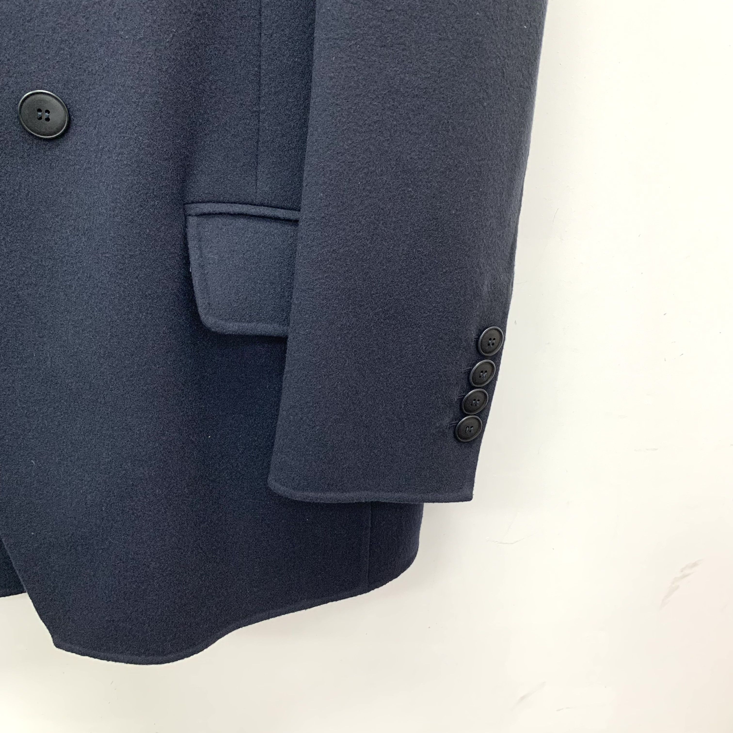 Armani Armani Cashmere Double-Breasted Coat (48R) Size US M / EU 48-50 / 2 - 11 Thumbnail