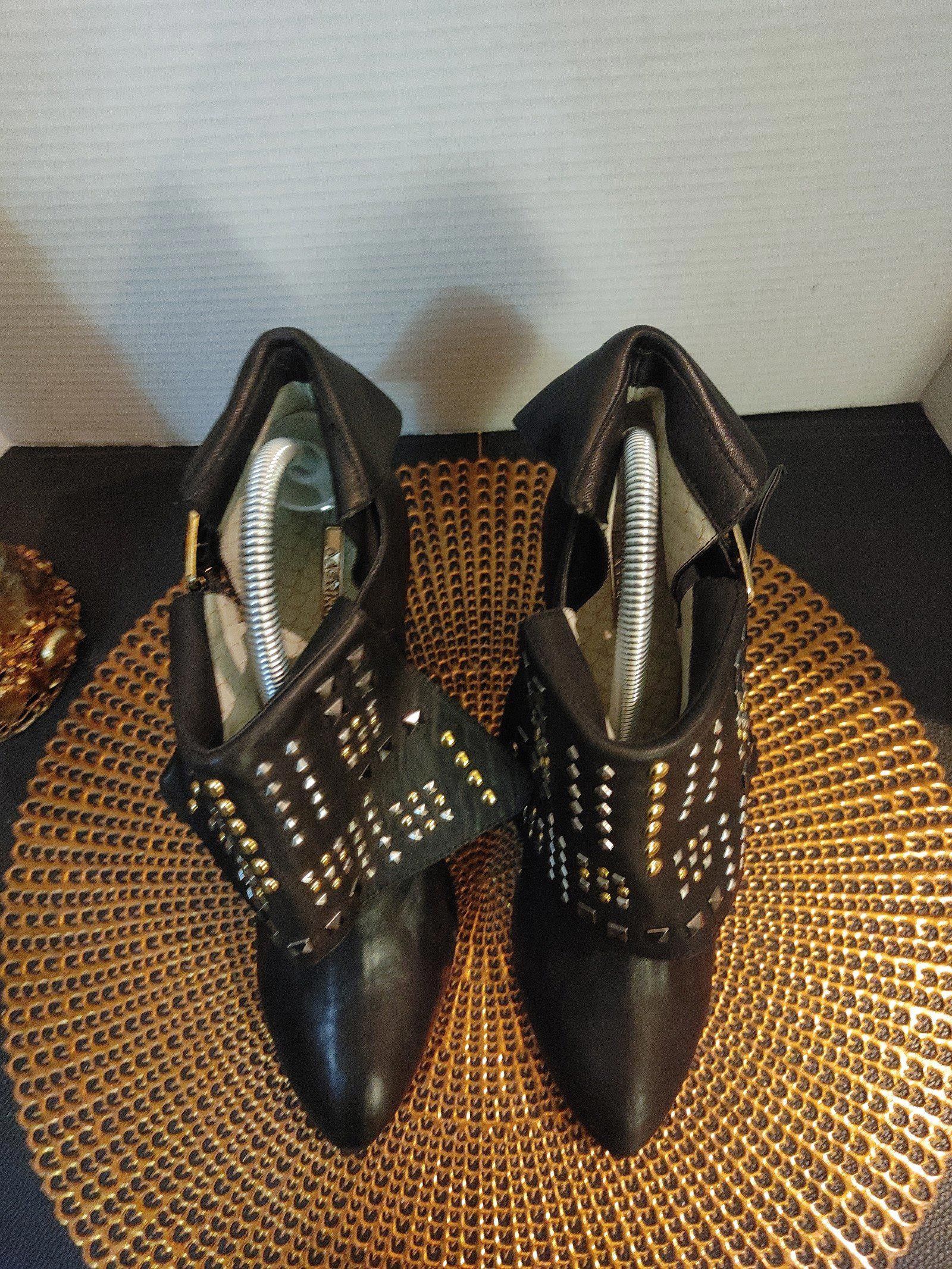 Designer Matiko Leather Booties Size 10 Size US 10 / IT 40 - 3 Thumbnail