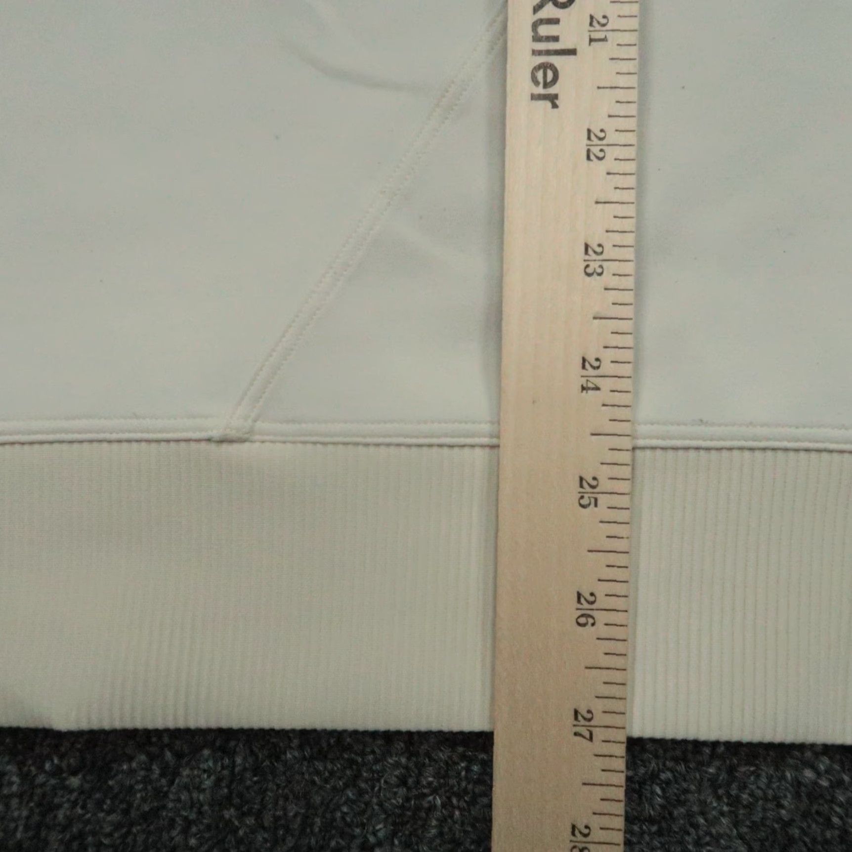 Lululemon Lululemon Sweatshirt Womens Extra Large Cream Perfectly Oversized Crew Pullover Size XL / US 12-14 / IT 48-50 - 7 Thumbnail