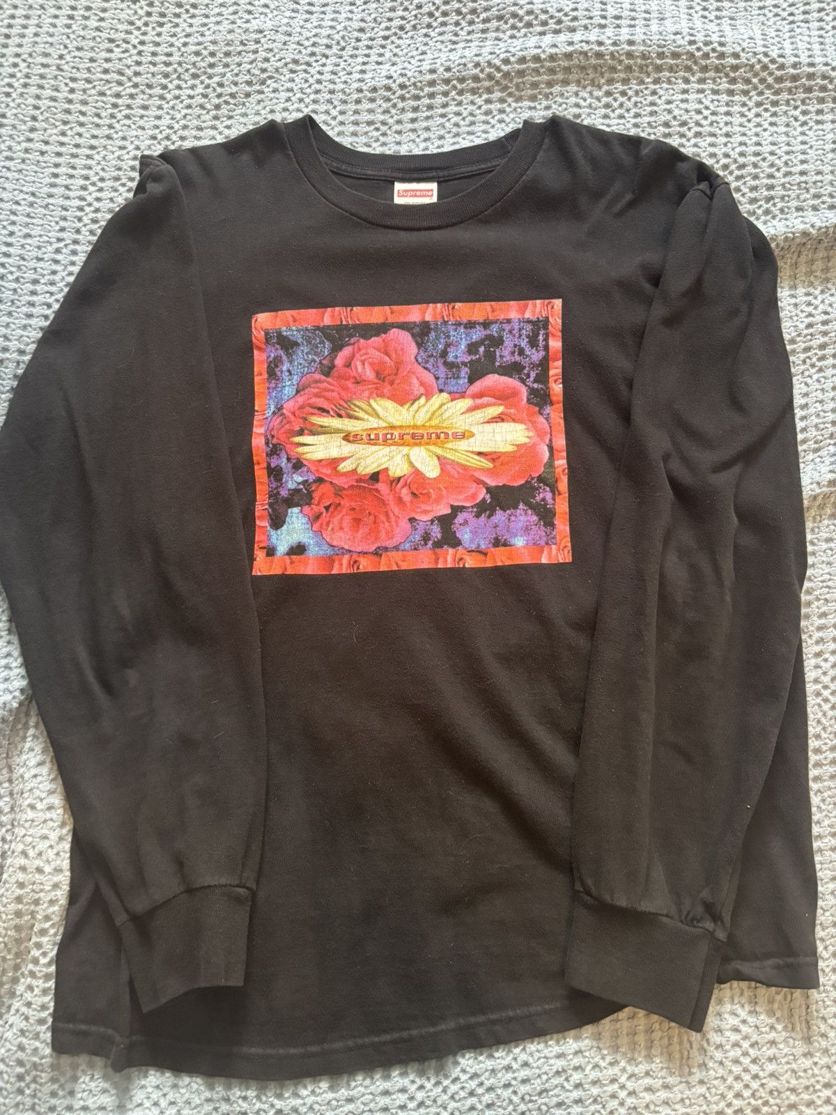 Supreme FW17 Supreme Bloom L/S Tee Size US M / EU 48-50 / 2 - 2 Thumbnail
