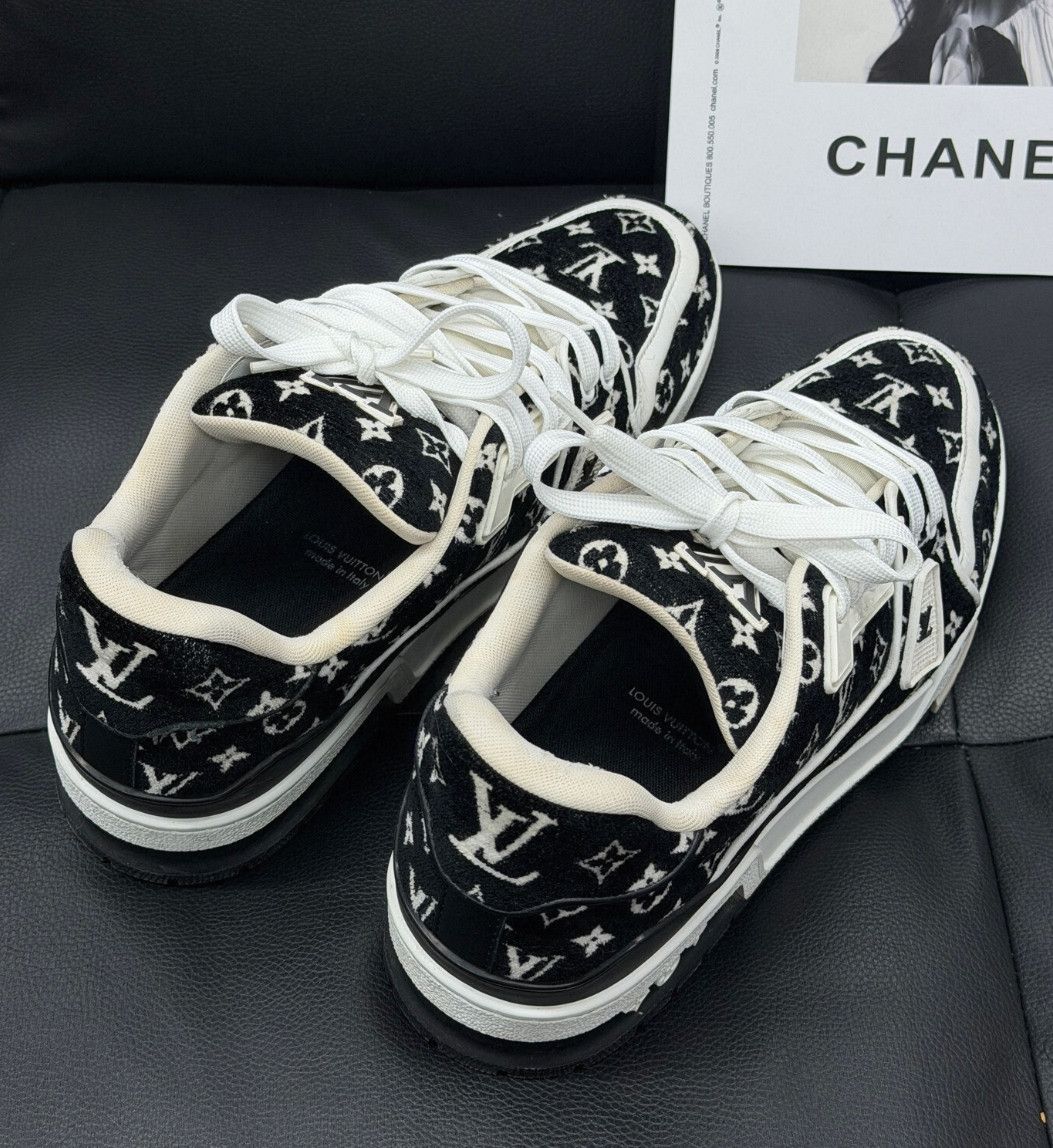 Louis Vuitton Louis Vuitton Black and White Trainer Lace Up Low Top Fash Size US 8.5 / EU 41-42 - 4 Thumbnail