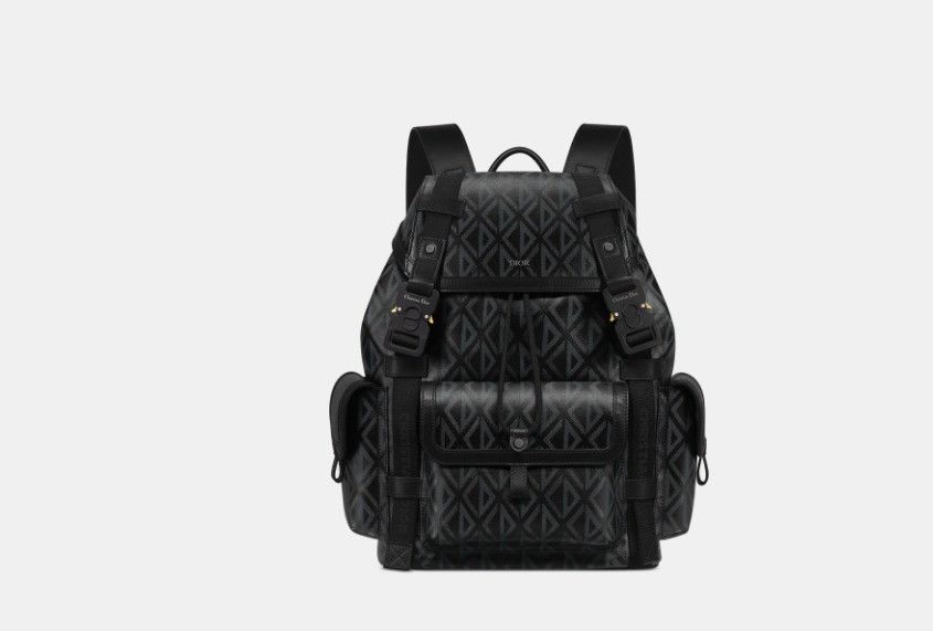 o1w1db10325 1HTB Size: OS / Road Bag in Black