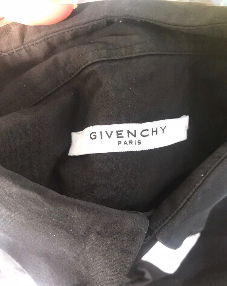 Givenchy Givenchy Triangle geometric show shirt Size US M / EU 48-50 / 2 - 3 Thumbnail