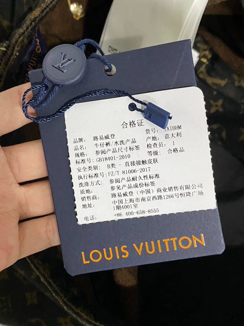 Louis Vuitton Louis Vuitton Old Flower Jeans Size US 38 / EU 54 - 7 Thumbnail