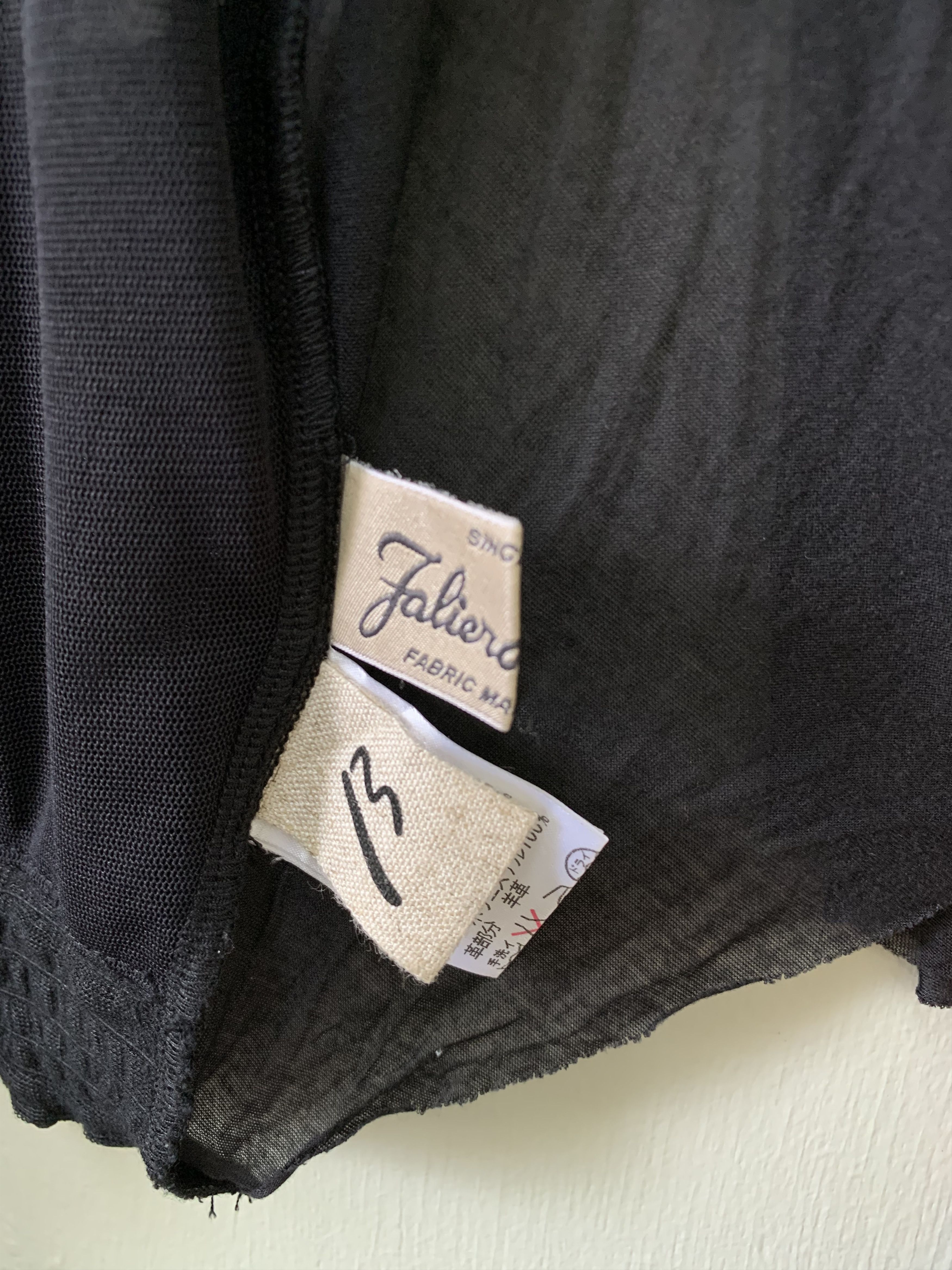 Faliero Sarti 🪡FALIERO SARTI Domenica Sparkle Scarf/Shawl In Black.✨ Size ONE SIZE - 8 Thumbnail