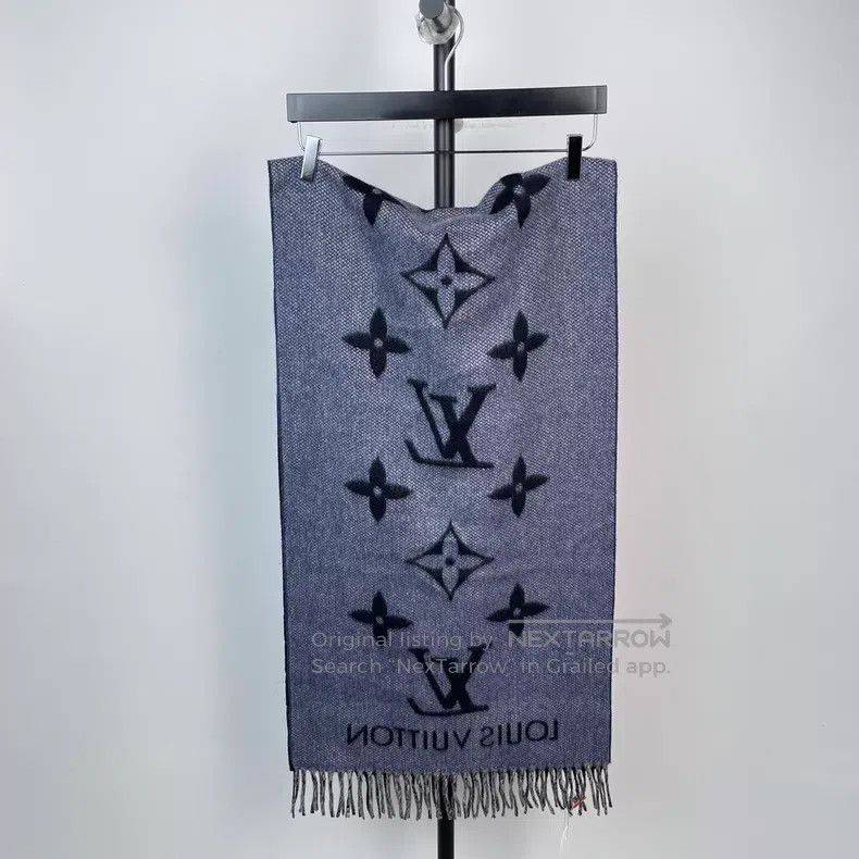 Louis Vuitton Louis Vuitton Blue and black full-print cashmere double-si Size ONE SIZE - 4 Thumbnail