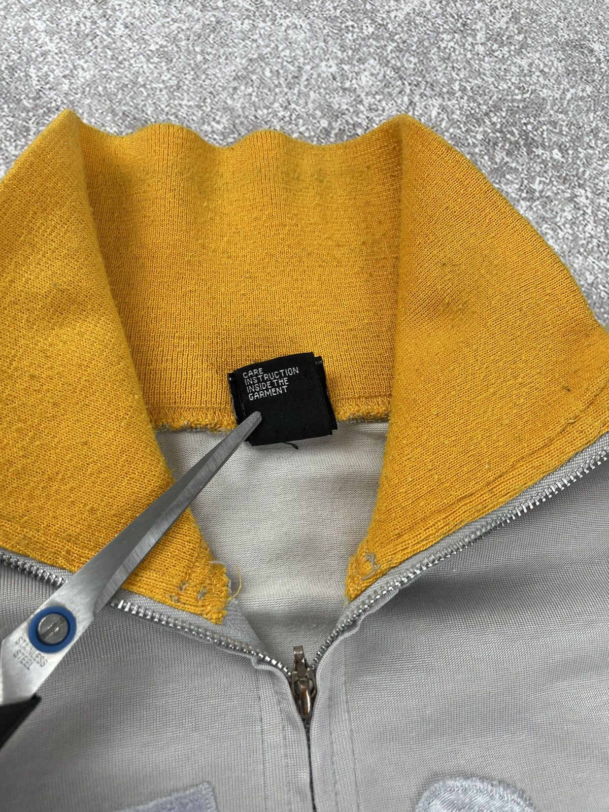 Diesel × Vintage Vintage Diesel Big Logo Track Jacket Slim Size US L / EU 52-54 / 3 - 11 Thumbnail