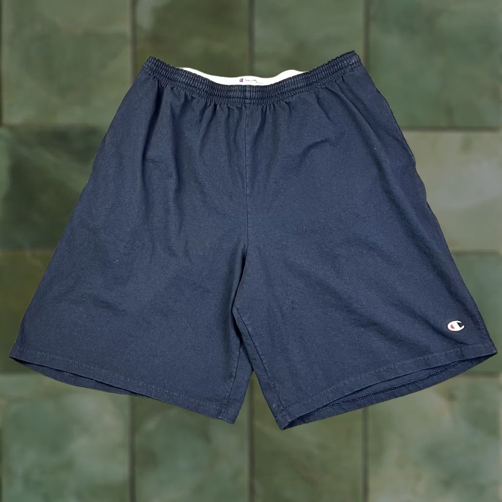 Champion VINTAGE? No. Size US 33 - 1 Thumbnail