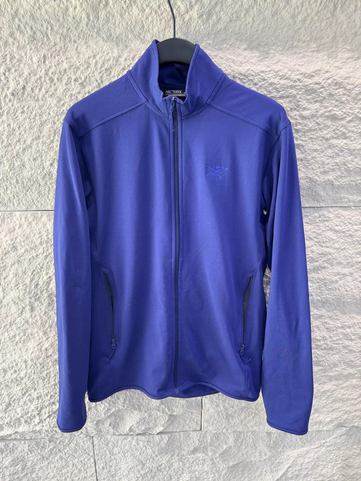 Arc'teryx ARC'TERYX Kyanite Lightweight Jacket Men S Sonik Purple Size US S / EU 44-46 / 1 - 1 Thumbnail