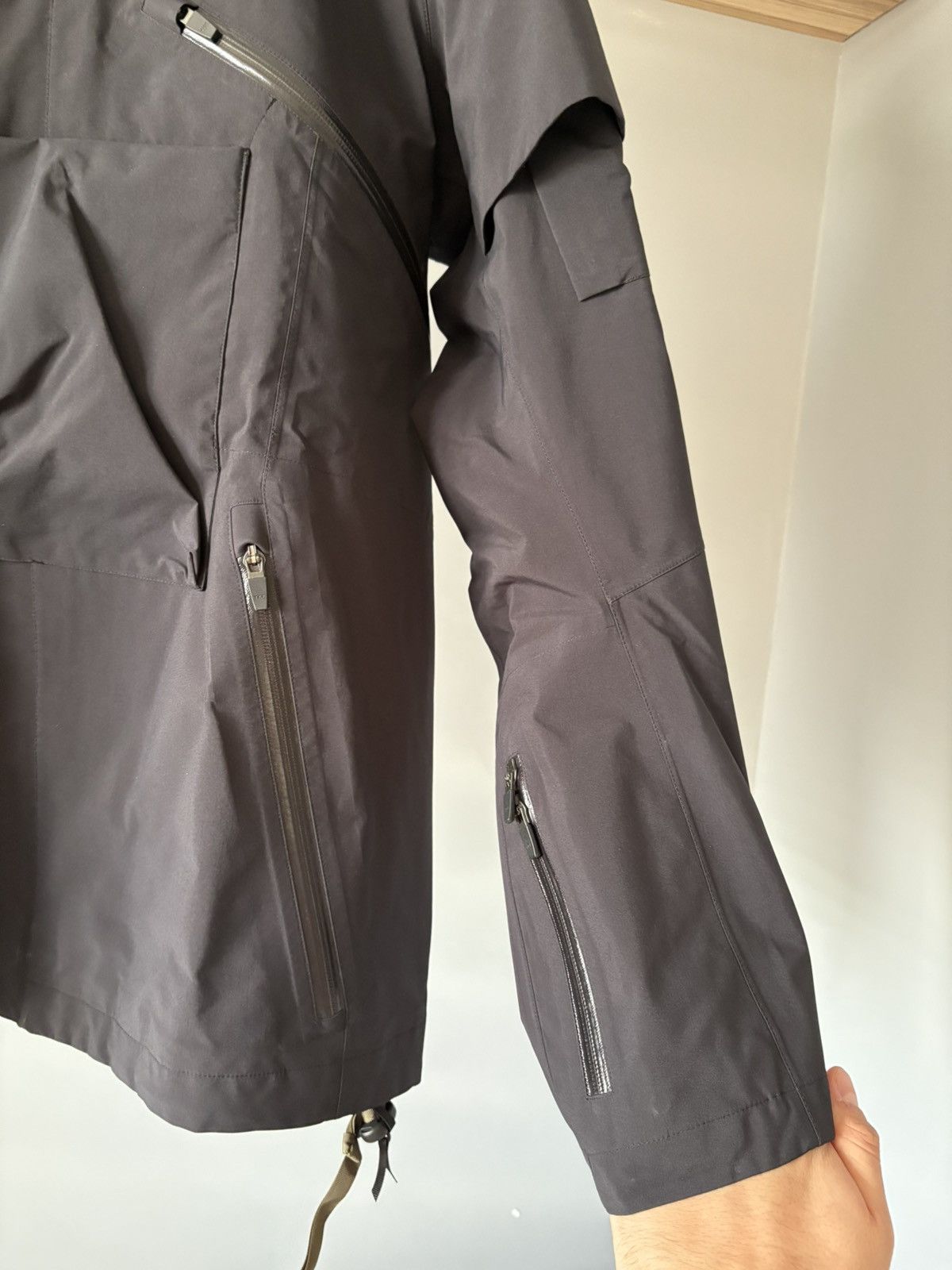 Acronym Acronym J1A-GT 2.2 Size US XL / EU 56 / 4 - 12 Thumbnail