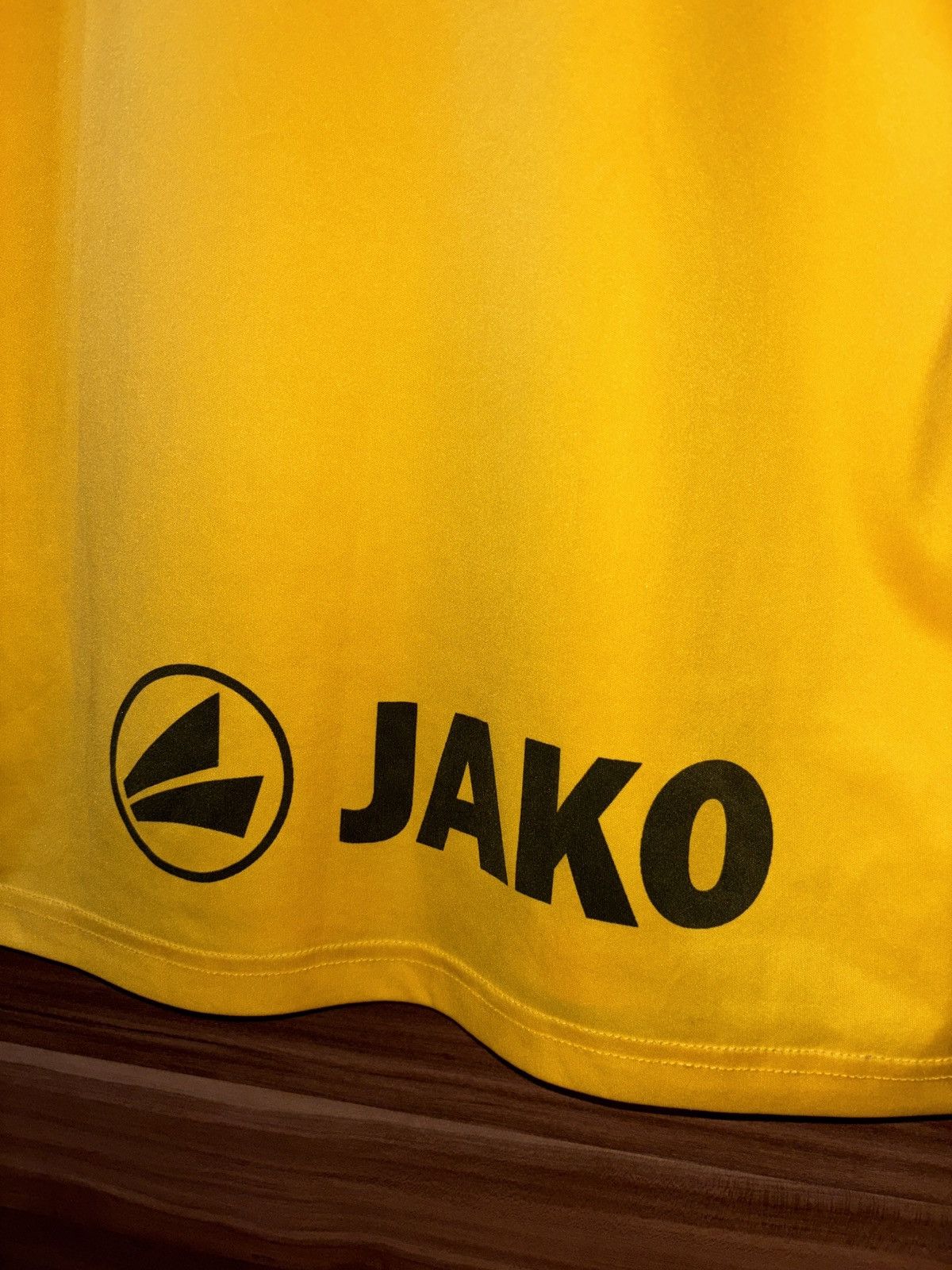 Other Jako BSC Young Boys Football Jersey Shirt Vintage Size US S / EU 44-46 / 1 - 10 Thumbnail