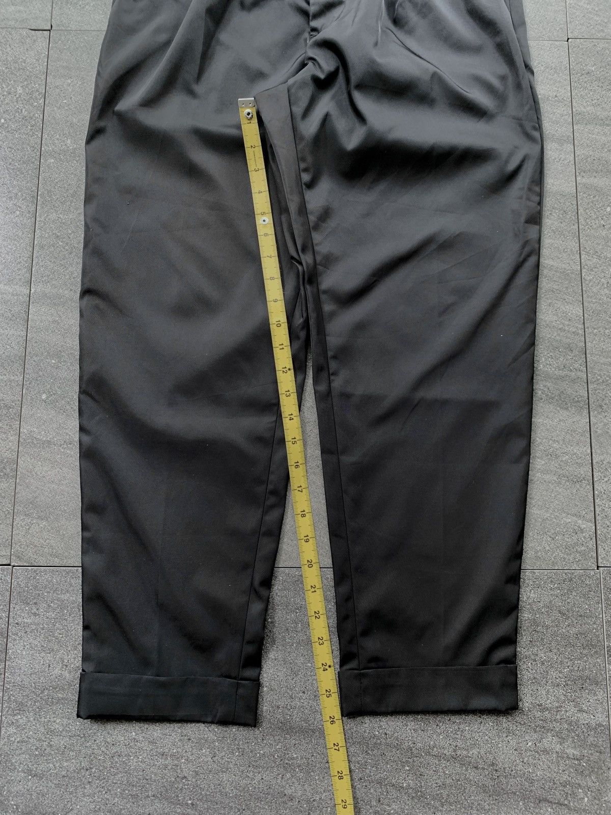 Prada FREE TAX! Garbardine Nylon Cropped Trousers Size US 32 / EU 48 - 16 Thumbnail