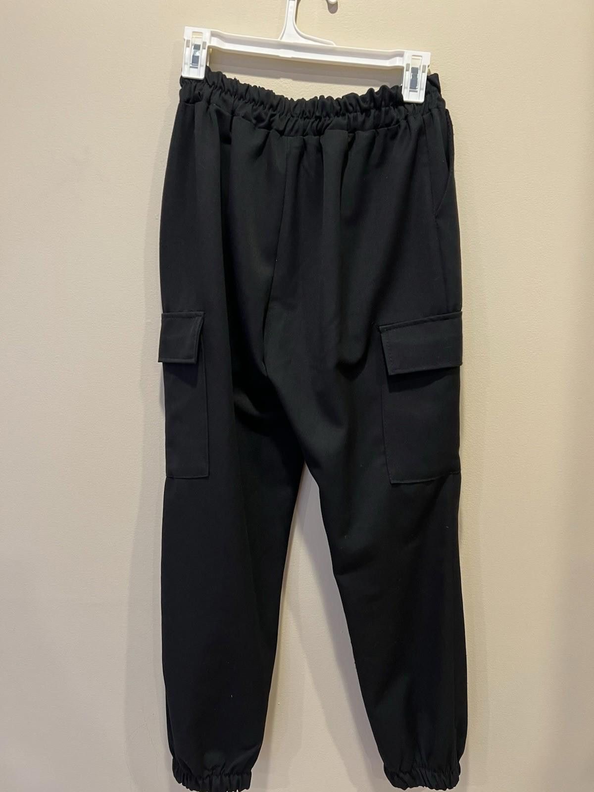 Other New Collection Black Cargo Jogger Pants Elastic Waist Womens Size 32" / US 10 / IT 46 - 2 Thumbnail