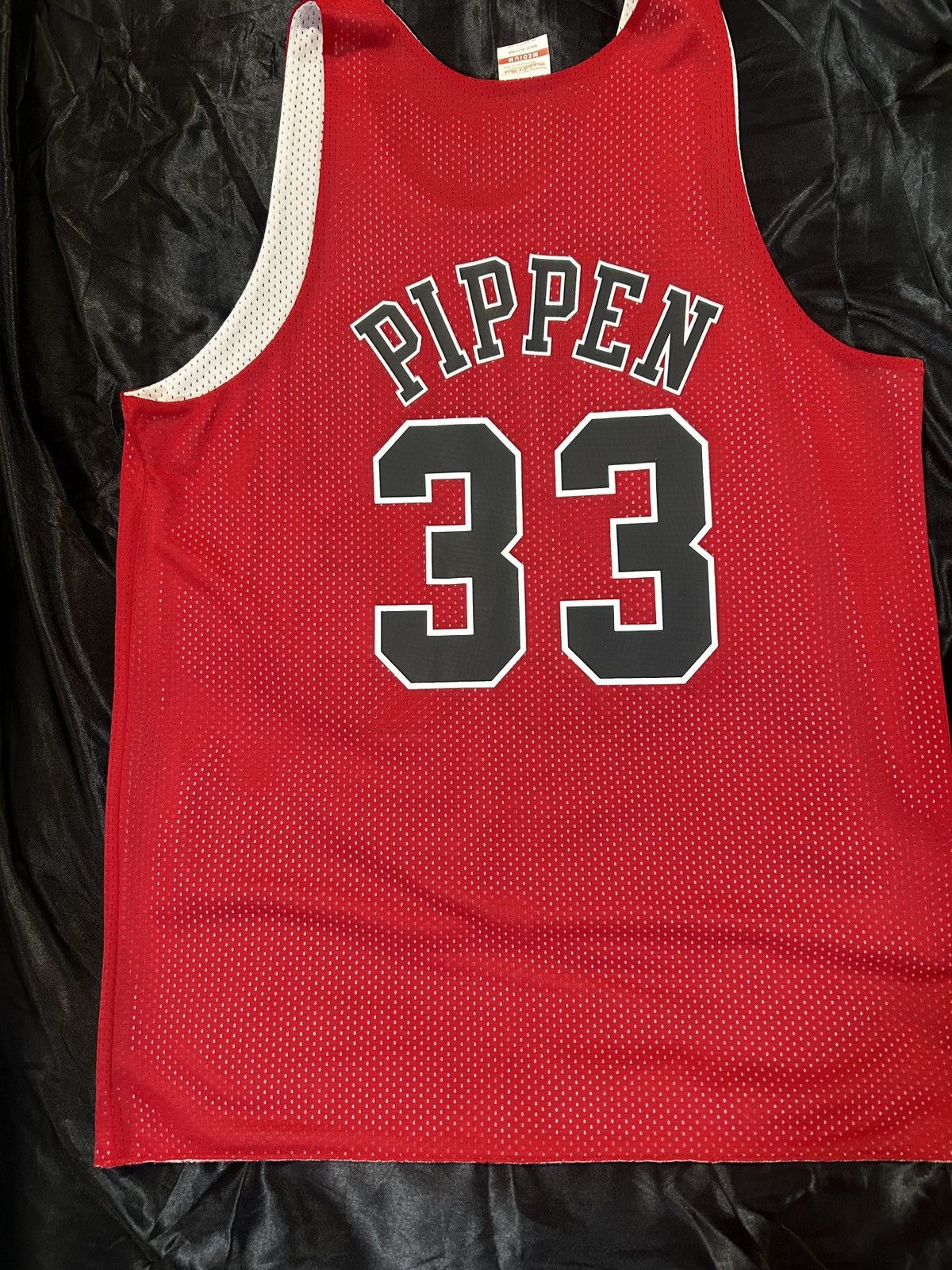 Mitchell & Ness NBA Bulls jersey Size US L / EU 52-54 / 3 - 2 Thumbnail