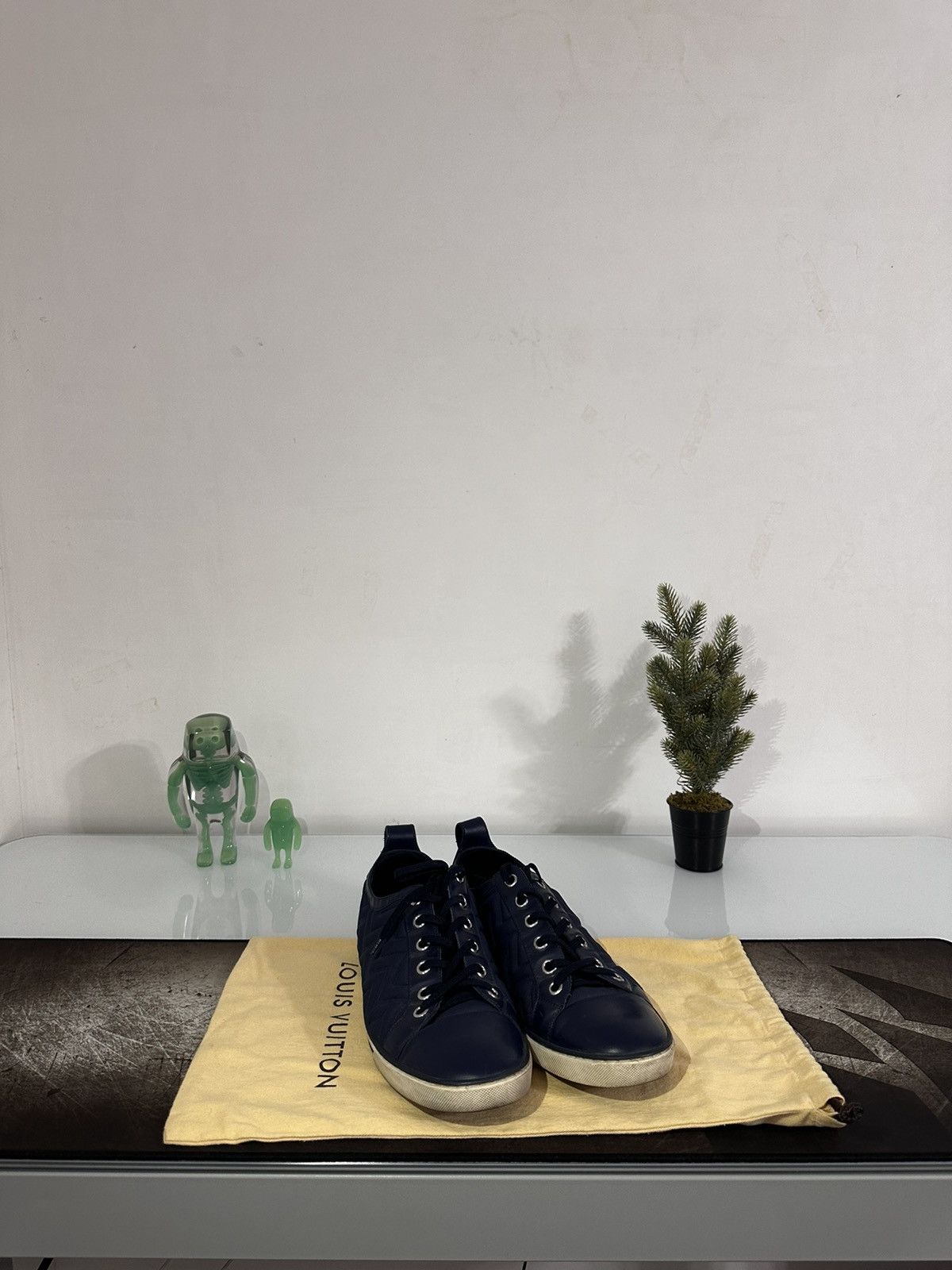 Louis Vuitton Navy Blue Sneakers Size US 11.5 / EU 44-45 - 1 Thumbnail