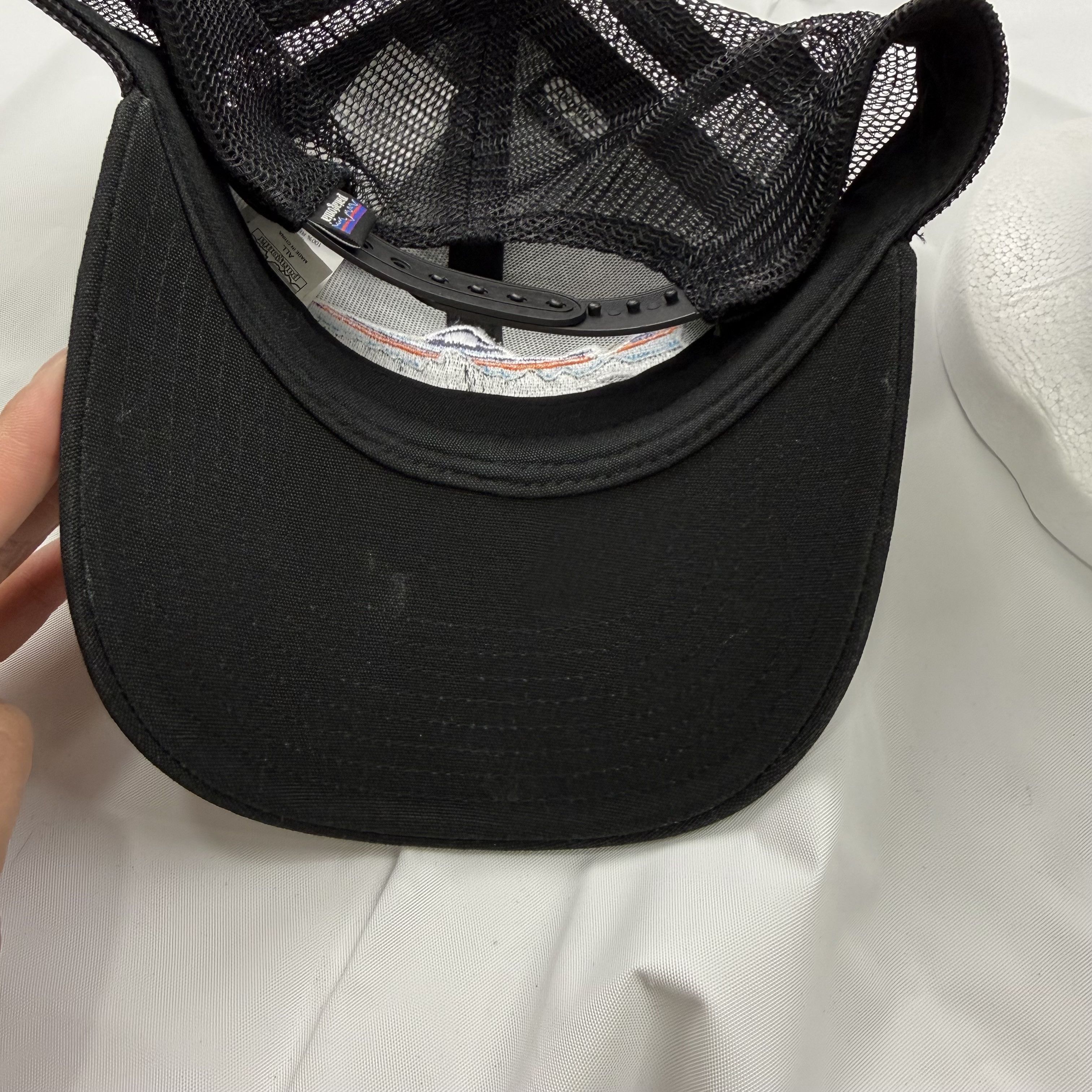 Patagonia Patagonia Fitz Roy Trout Trucker Hat Black Mesh Snapback Cap Size ONE SIZE - 16 Thumbnail