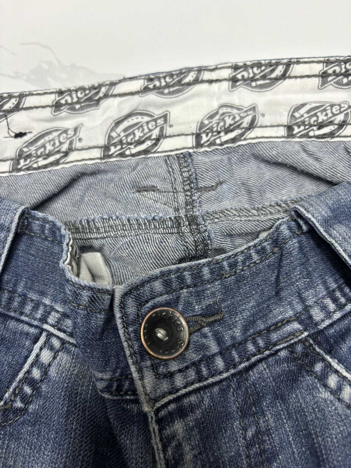 Dickies VINTAGE DICKIES DENIM WORKERS DISTRESSED JEANS Size US 28 / EU 44 - 7 Thumbnail