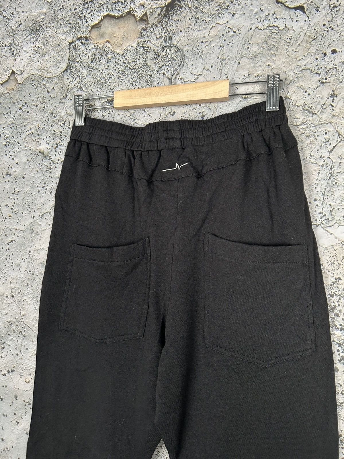 First Aid To The Injured First Aid To The Injured Black Avantgarde Sweatpants Archive Size US 30 / EU 46 - 4 Thumbnail