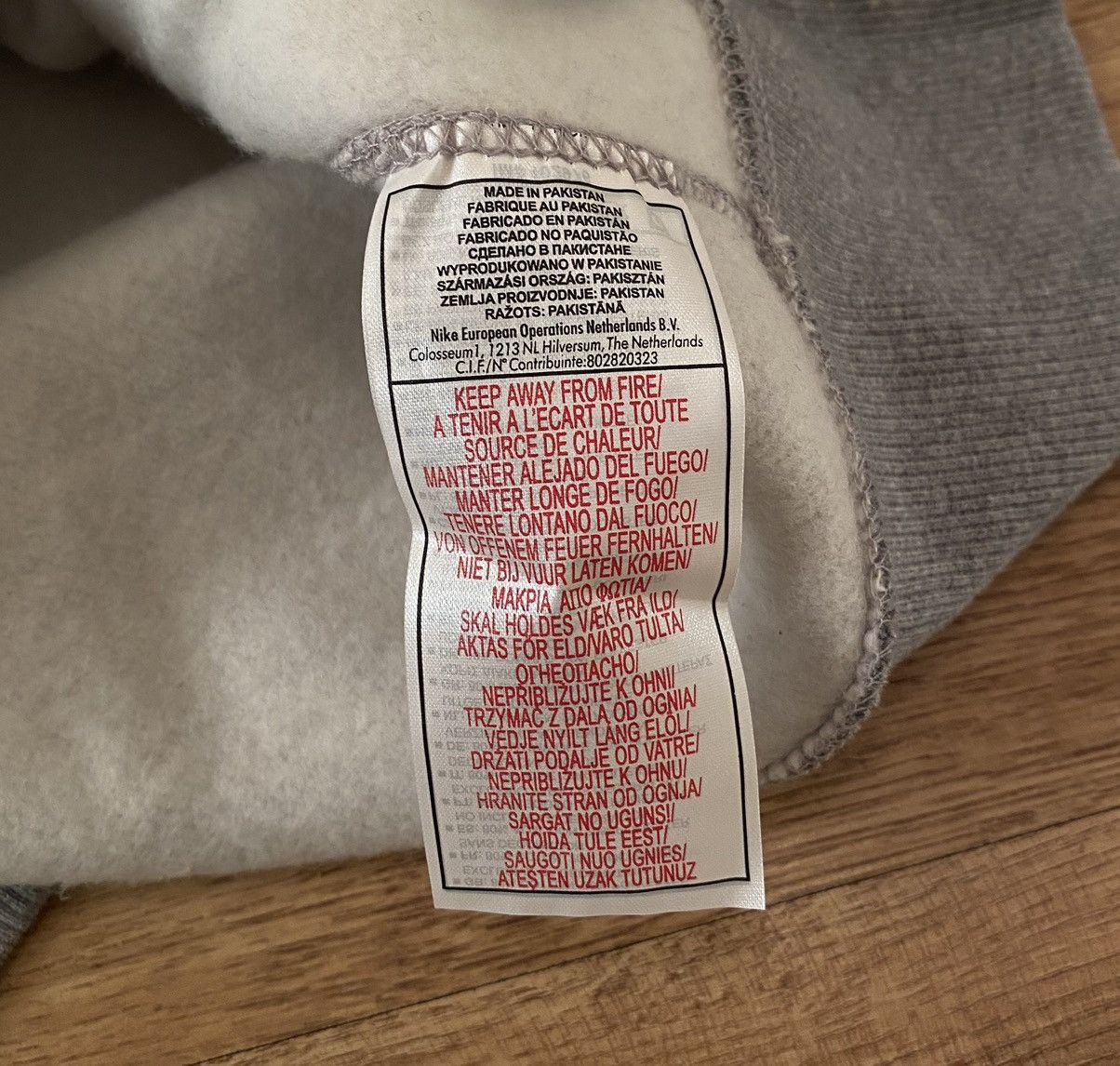 Nike Nike Sweatshirt New x Vintage Size US L / EU 52-54 / 3 - 5 Thumbnail
