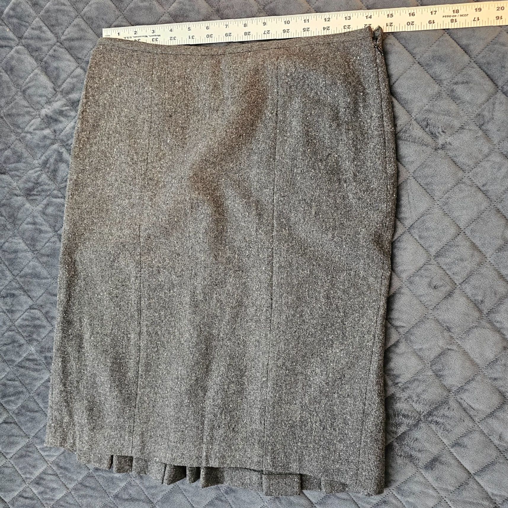 Vintage Kenzie Women's Wool Blend Plaid A-Line Skirt Short Lined Size 4 Gray Pleated Zip End Wool Blend Skirt Women Regular Size 4 Gray Pleated Lined Size 27" / US 4 / IT 40 - 4 Thumbnail