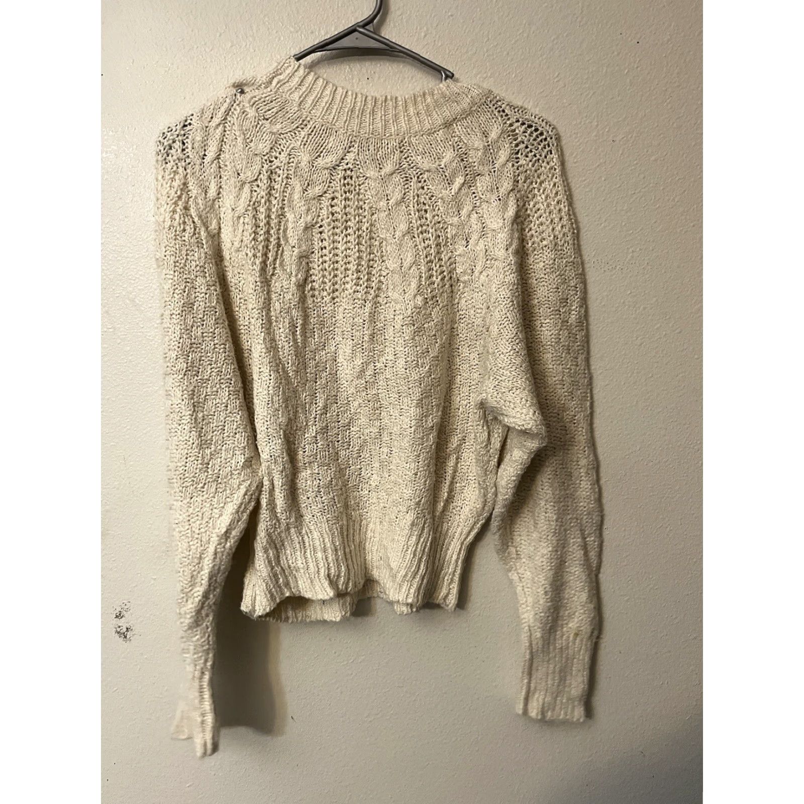 American Eagle Outfitters American Eagle Outfitters Sweater Crew Neck Long Sleeve Oversized Fall Winter Womens M Cream Ivory Cable-Knit Knit Pullover Casual Size M / US 6-8 / IT 42-44 - 3 Thumbnail