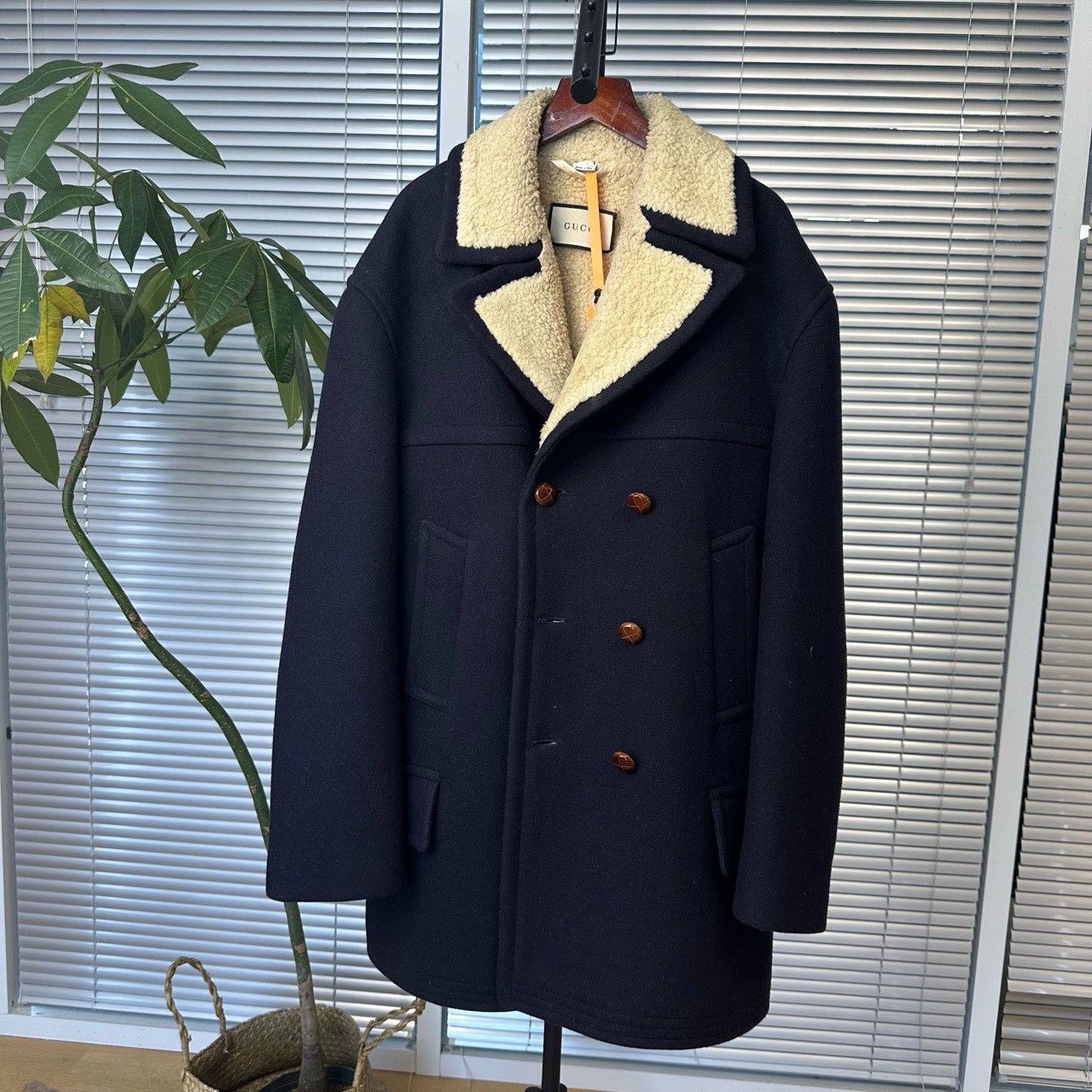 Gucci gucci black panther embroidered wool coat Size US L / EU 52-54 / 3 - 1 Thumbnail