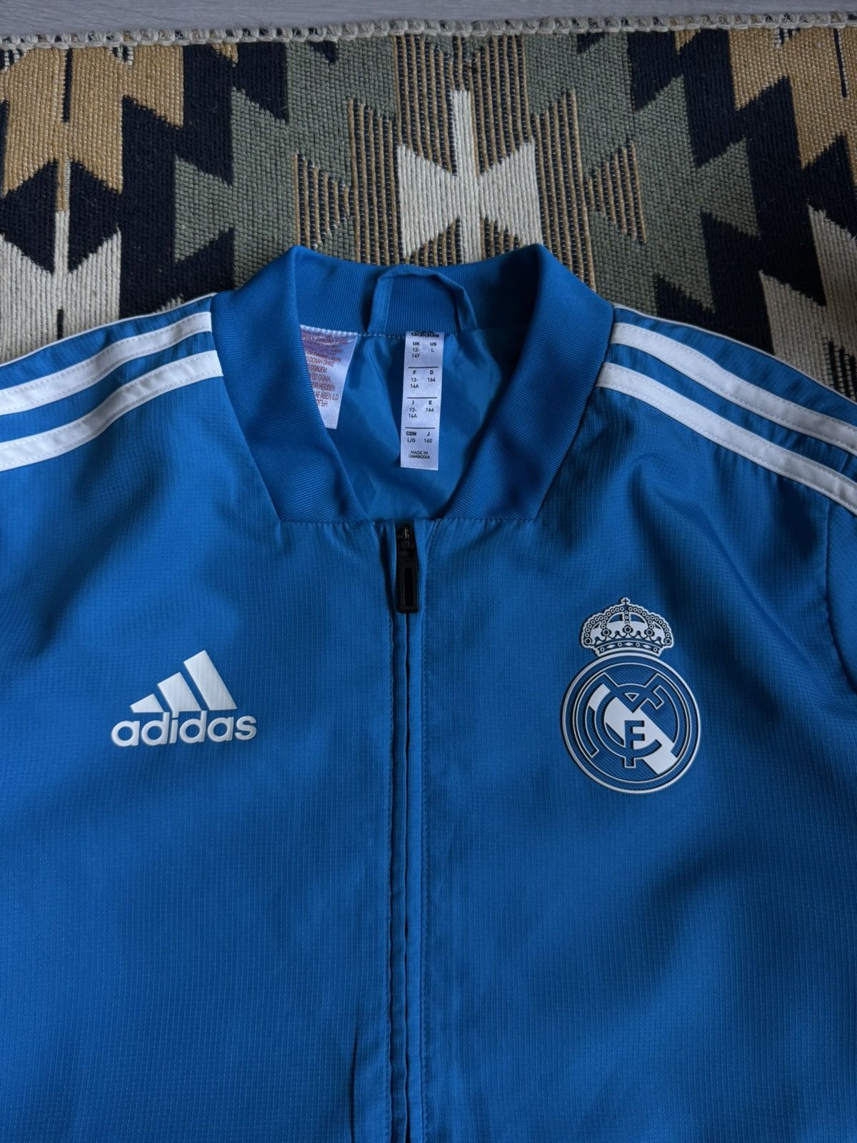 Adidas Adidas Real Madrid 2018/19 Nylon Jacket Size US S / EU 44-46 / 1 - 6 Thumbnail