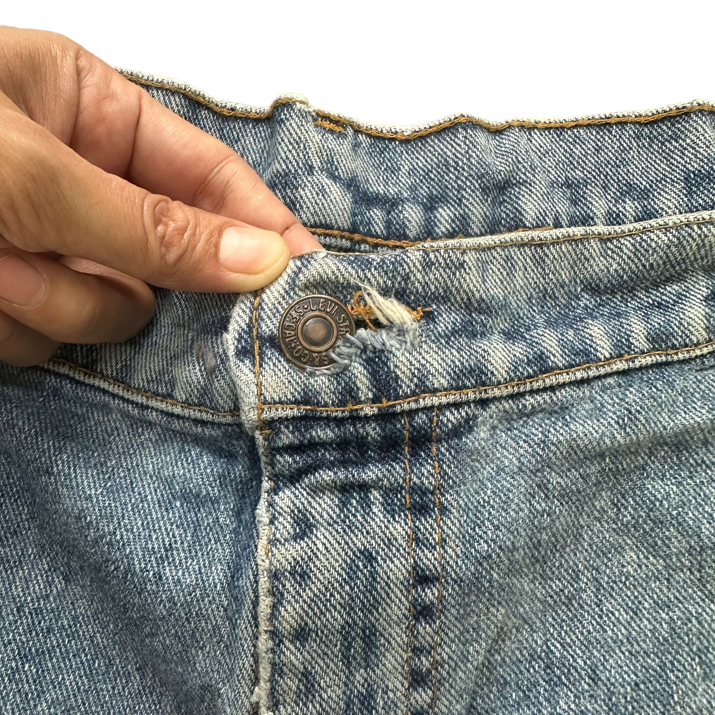 Levi's VINTAGE TRASHED LEVIS 545 SHORT JEANS #8399-007 Size US 40 / EU 56 - 4 Thumbnail