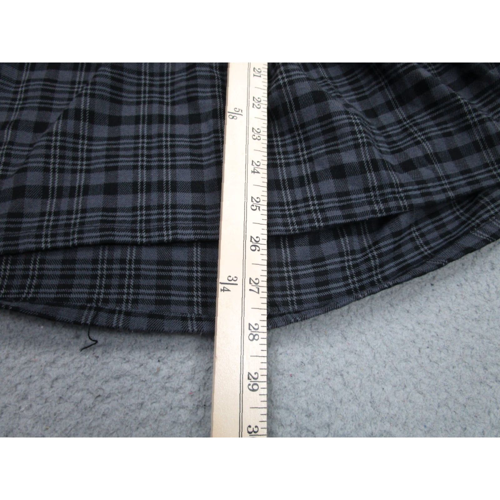 Hot Topic Hot Topic Plaid Mini Skirt Womens Small Gray Black Strap Punk Style Size 28" / US 6 / IT 42 - 6 Thumbnail