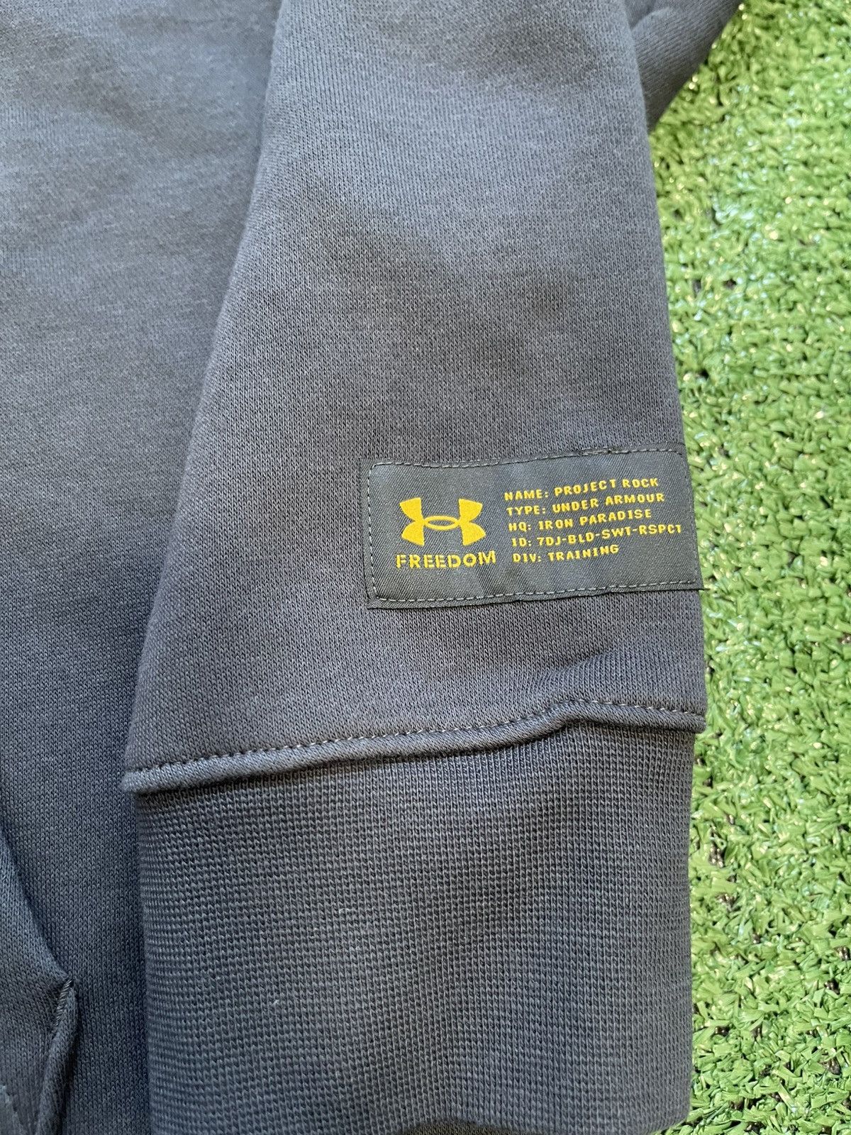 Under Armour Under Armour UA Project Rock Veterans Day Icon Mens Hoodie Size US L / EU 52-54 / 3 - 4 Thumbnail
