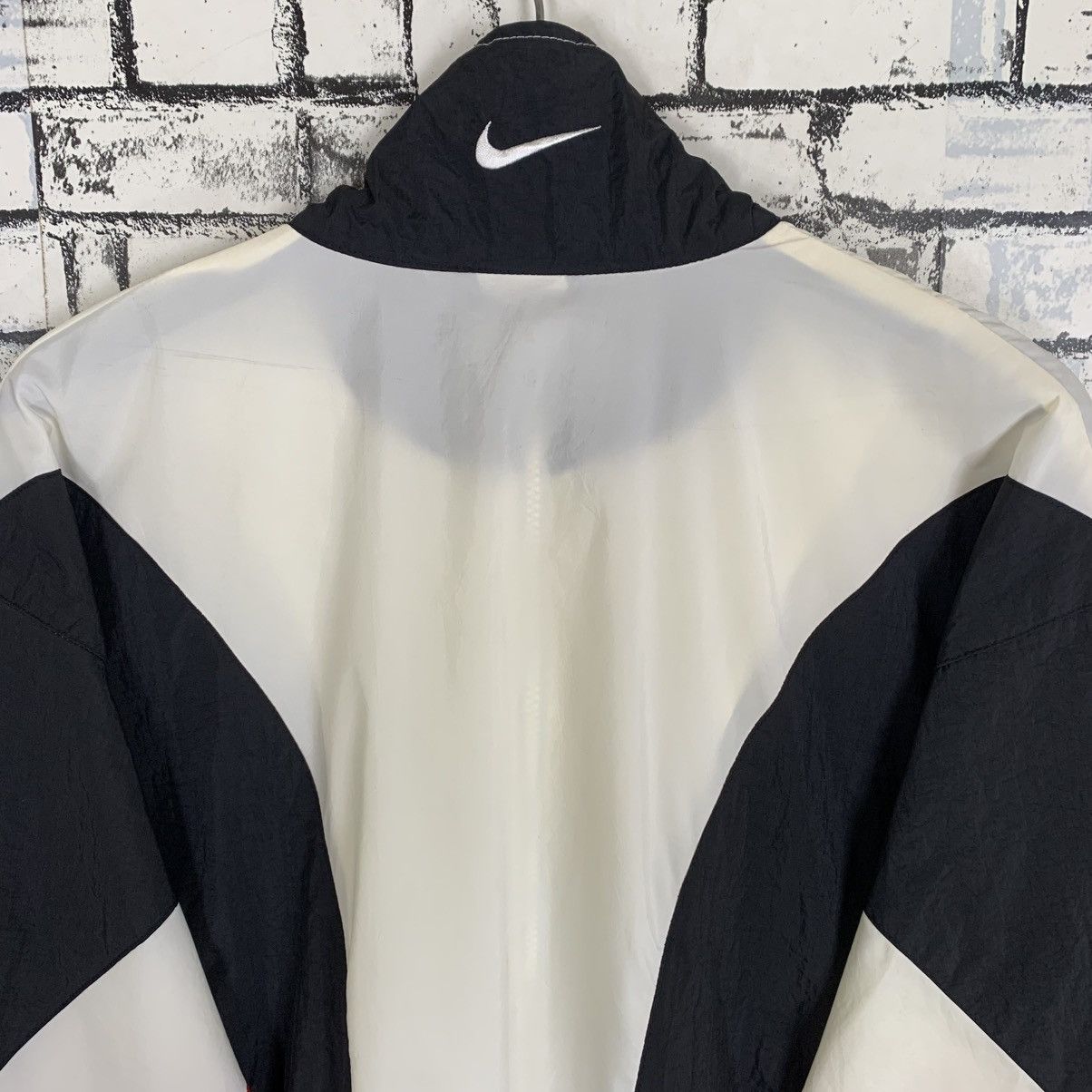 Nike Vintage Nike Windbreaker Jacket Size US S / EU 44-46 / 1 - 6 Thumbnail