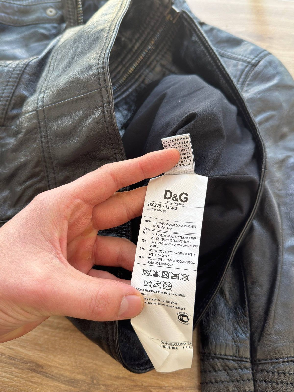 Dolce & Gabbana DOLCE & GABBANA LEATHER JACKET MOTORCYCLE WOOMEN’S LUXURY Size XS / US 0-2 / IT 36-38 - 9 Thumbnail