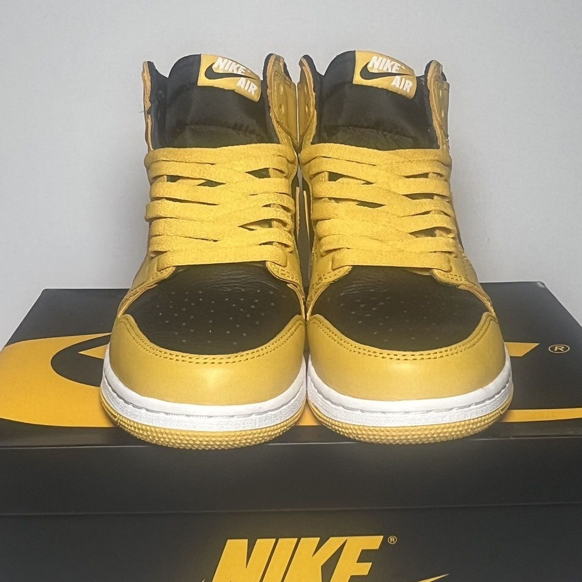 Jordan Brand Jordan 1 Retro High OG ‘Pollen’ Size US 6 / EU 39 - 5 Thumbnail
