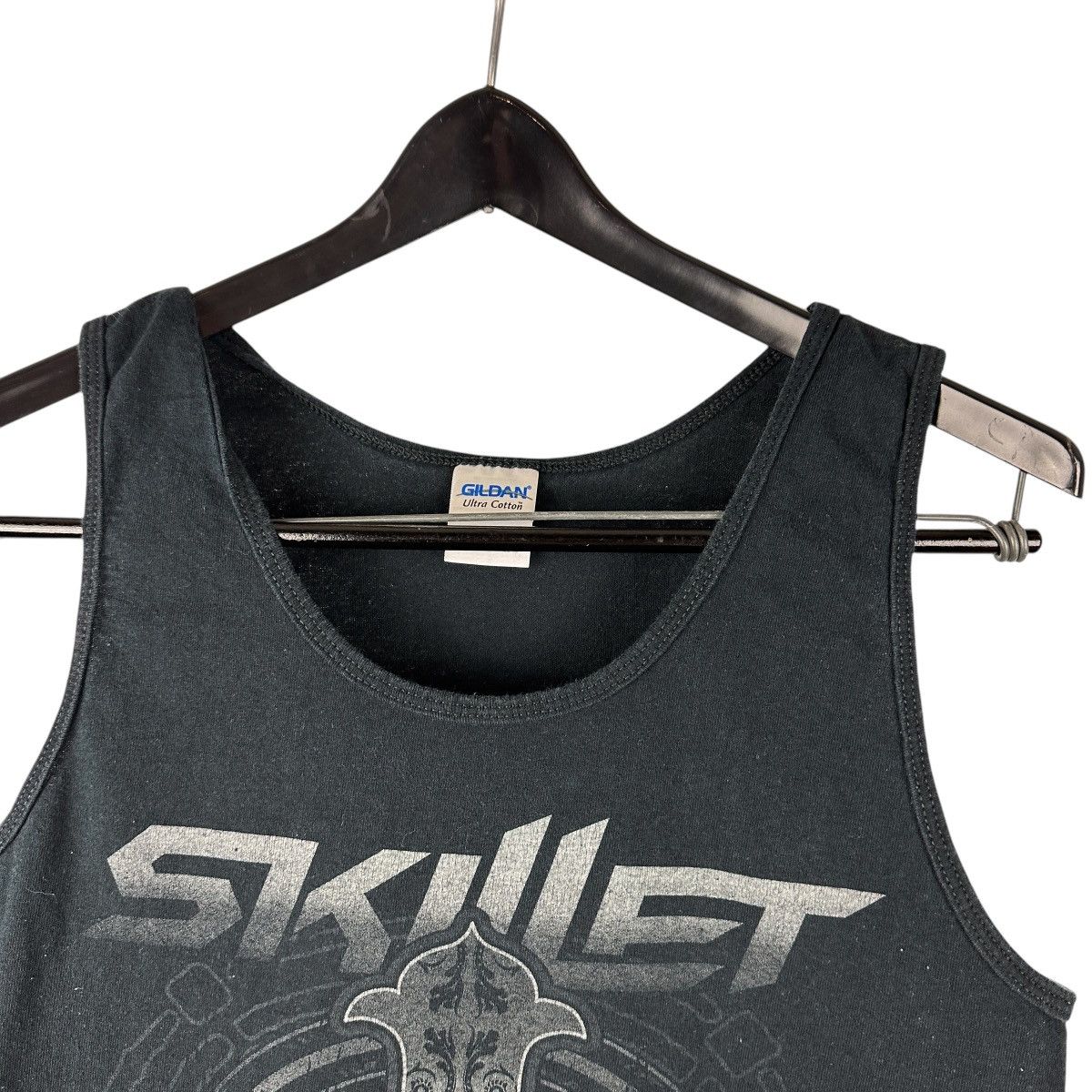 Band Tees Mens Y2K Skillet Rock Band Music Tank Top Shirt Size US S / EU 44-46 / 1 - 3 Thumbnail
