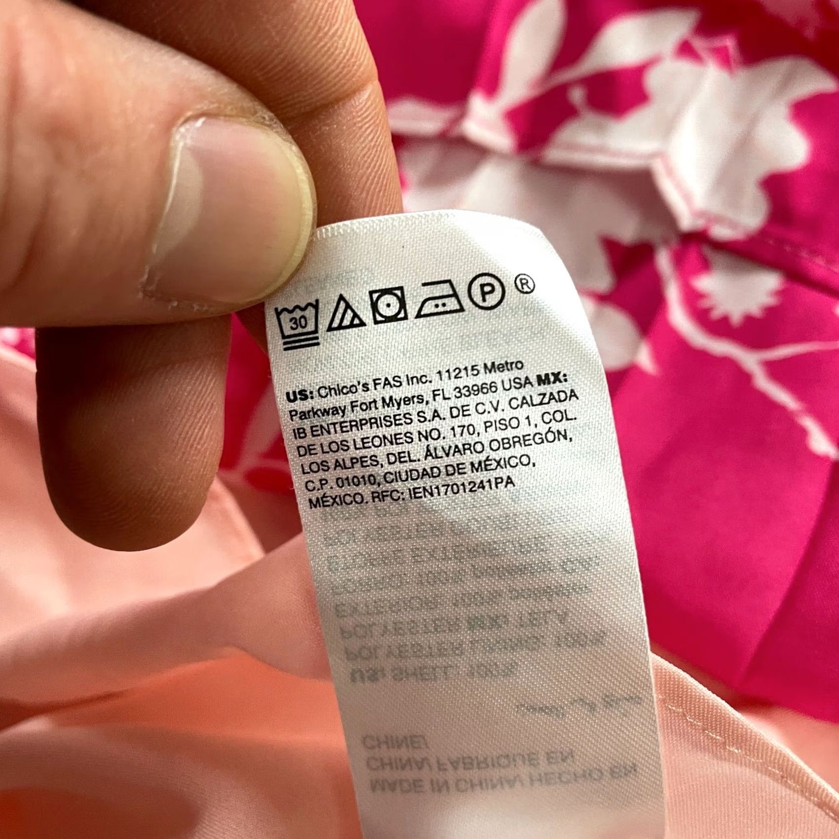 Vintage Chico's ALine Tropical Skirt Womens Skirt Midi Pleated Floral Pink 10P Petite Ladies Women’s Style: Tropical Size 32" / US 10 / IT 46 - 5 Thumbnail