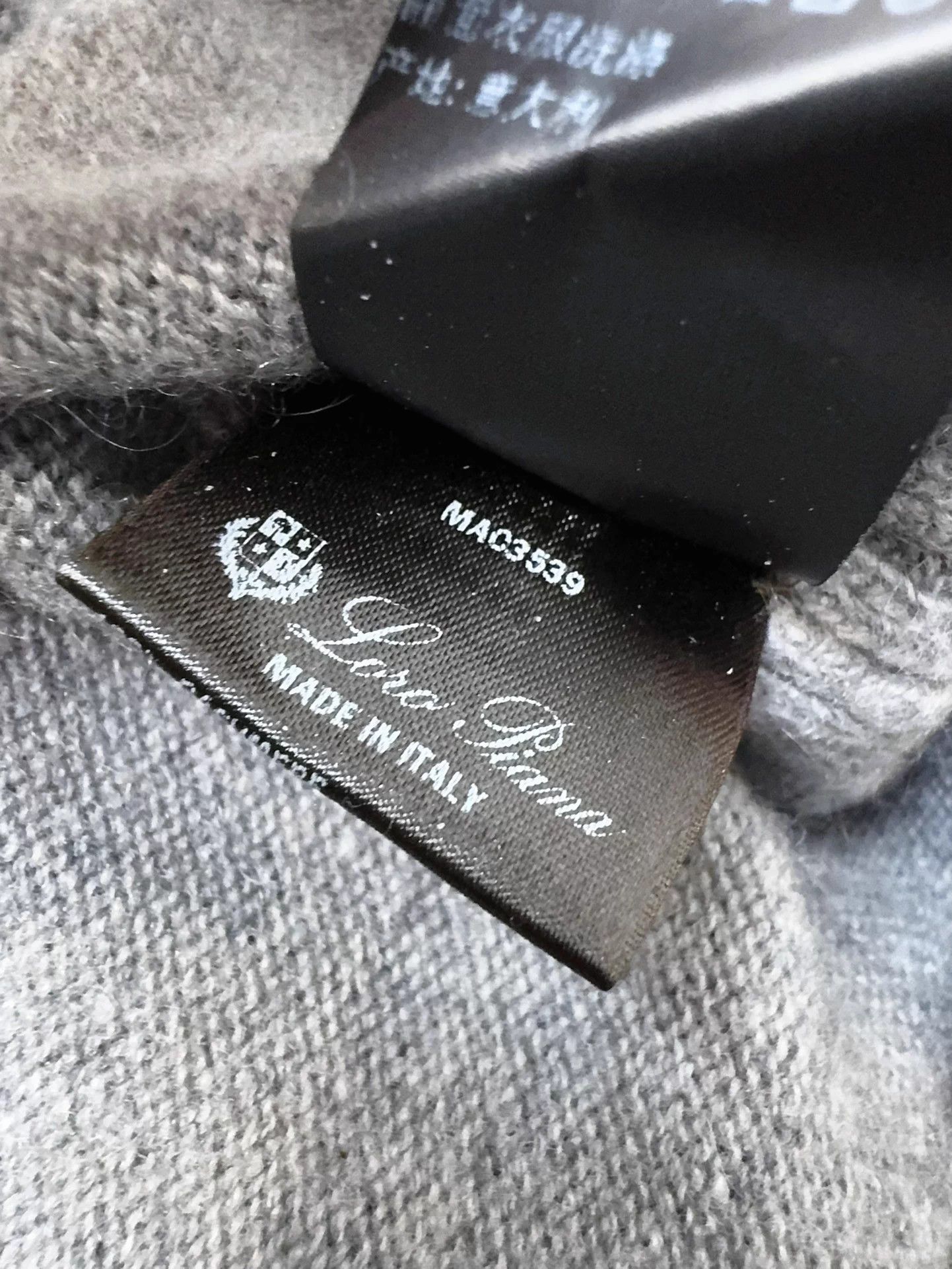 Loro Piana Loro Piana Gray Turtleneck Knit Top 42 Size M / US 6-8 / IT 42-44 - 8 Thumbnail